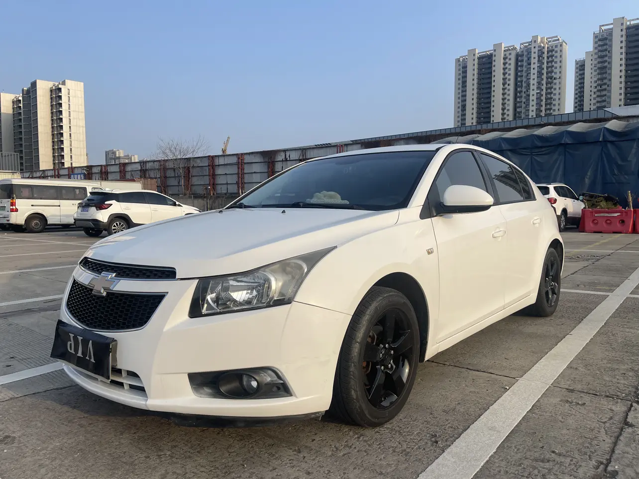 Chevrolet Monza (Cruze)  из Китая