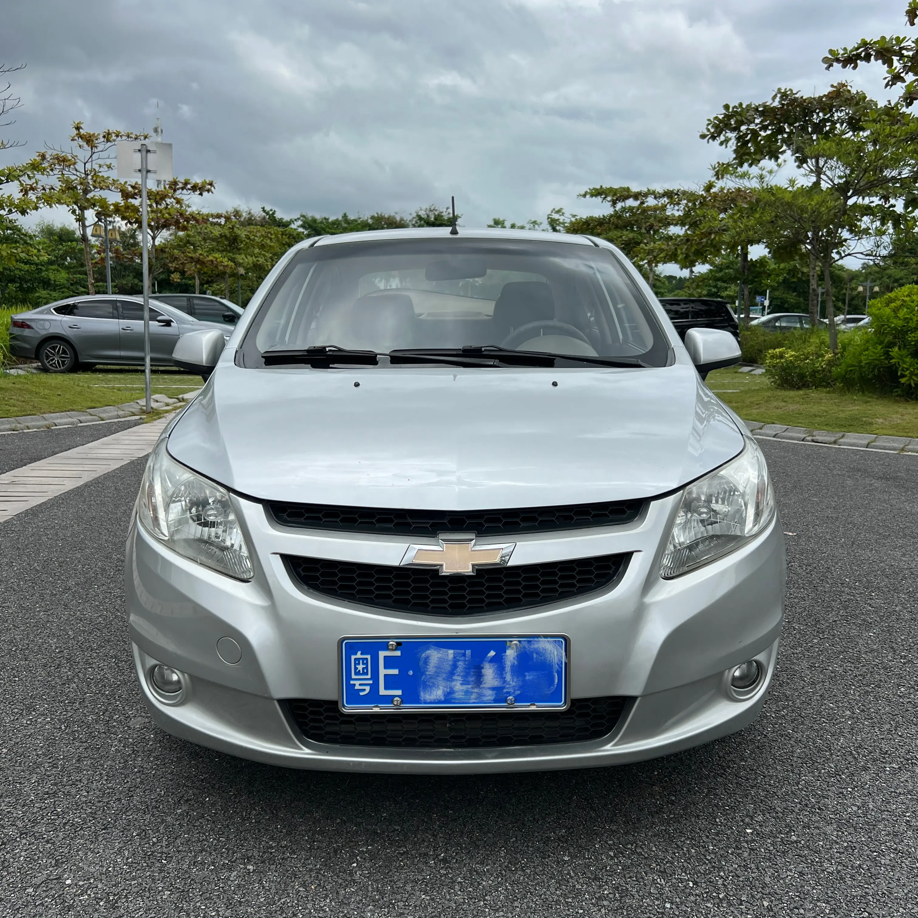 Chevrolet Sail  из Китая