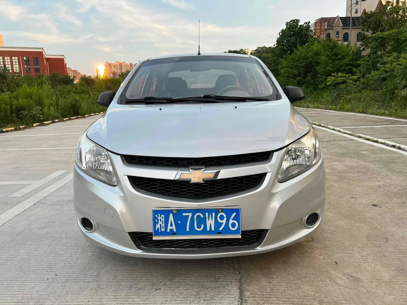 Chevrolet Sail  из Китая