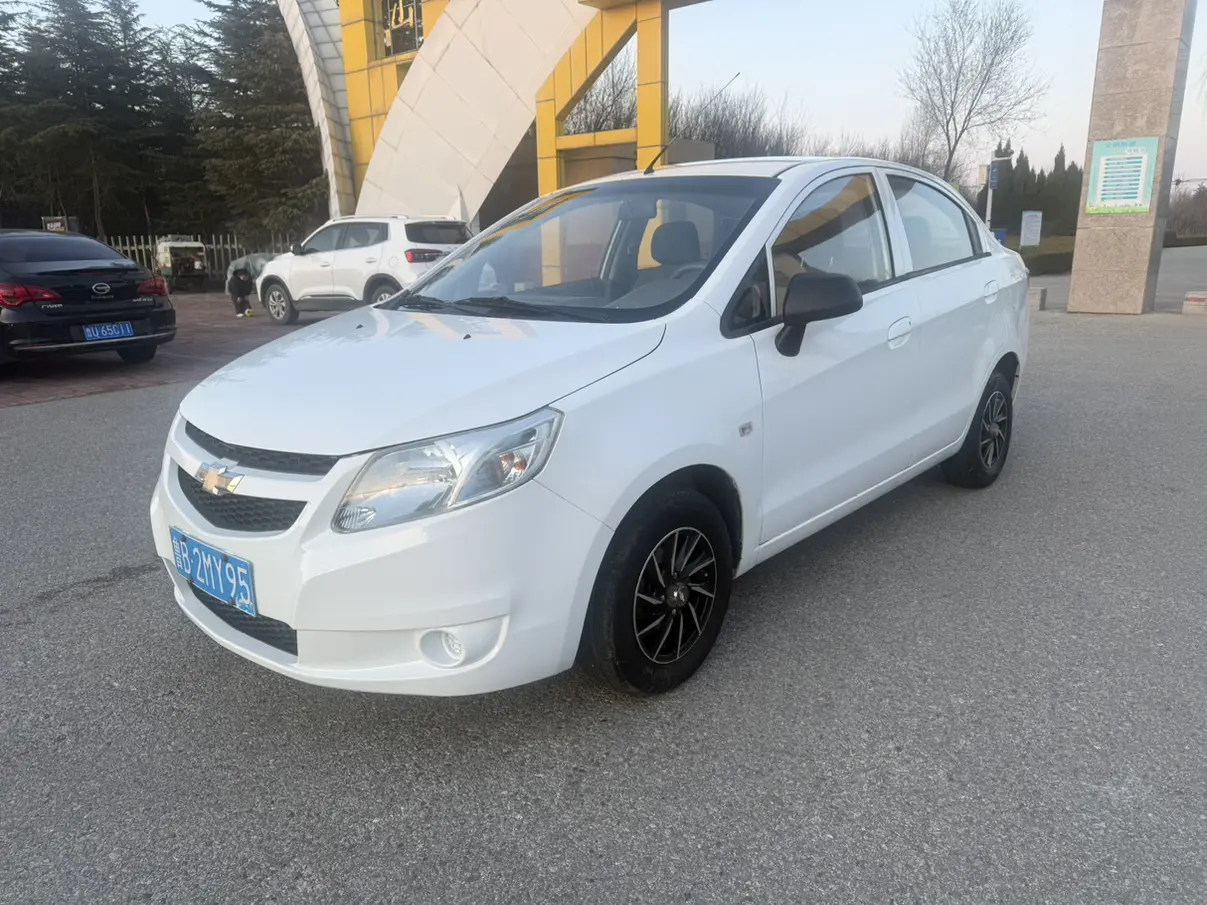 Chevrolet Sail  из Китая