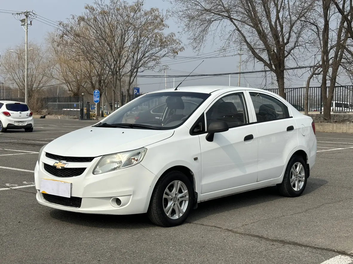 Chevrolet Sail  из Китая