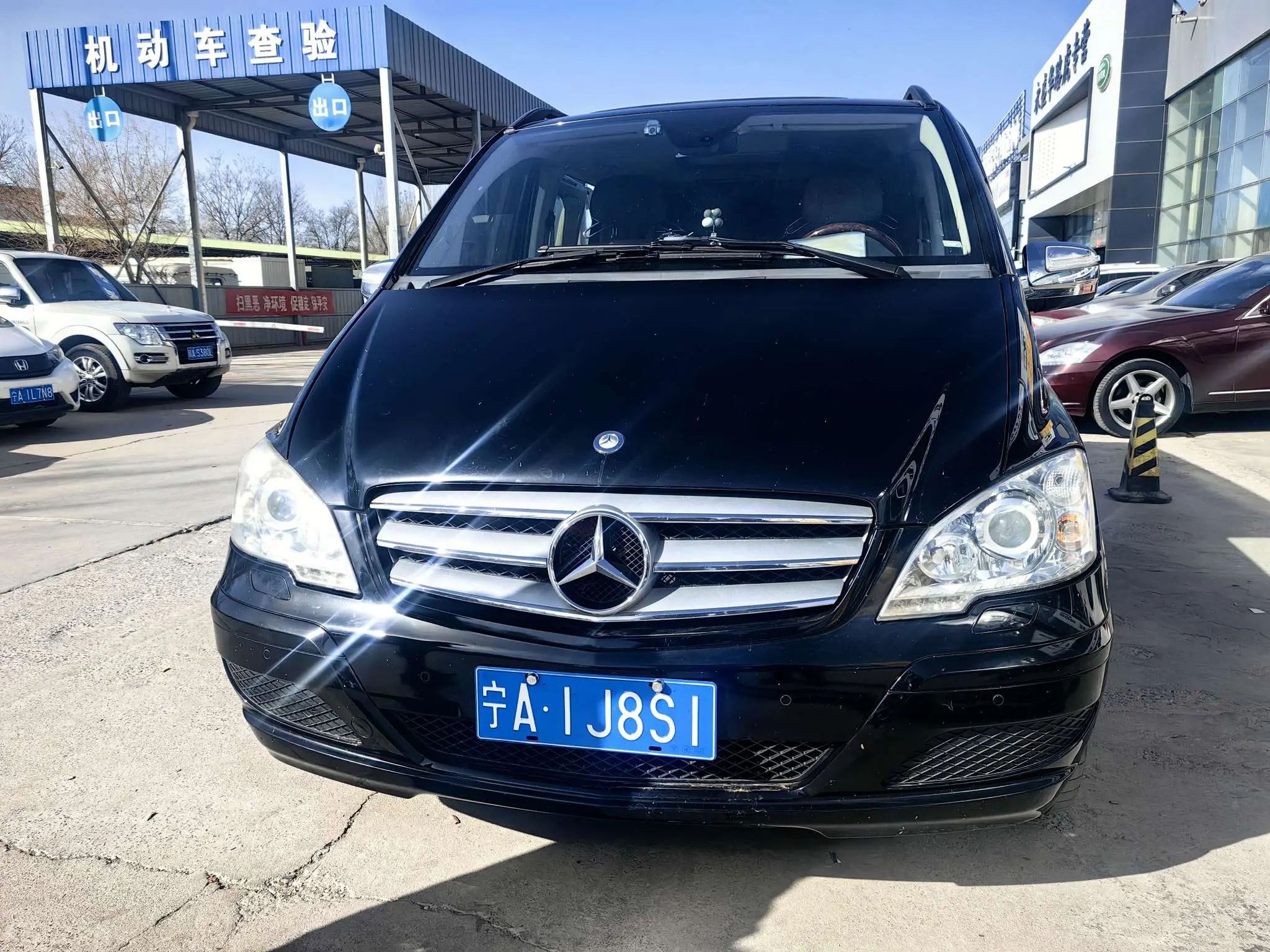 Mercedes-Benz Viano  из Китая