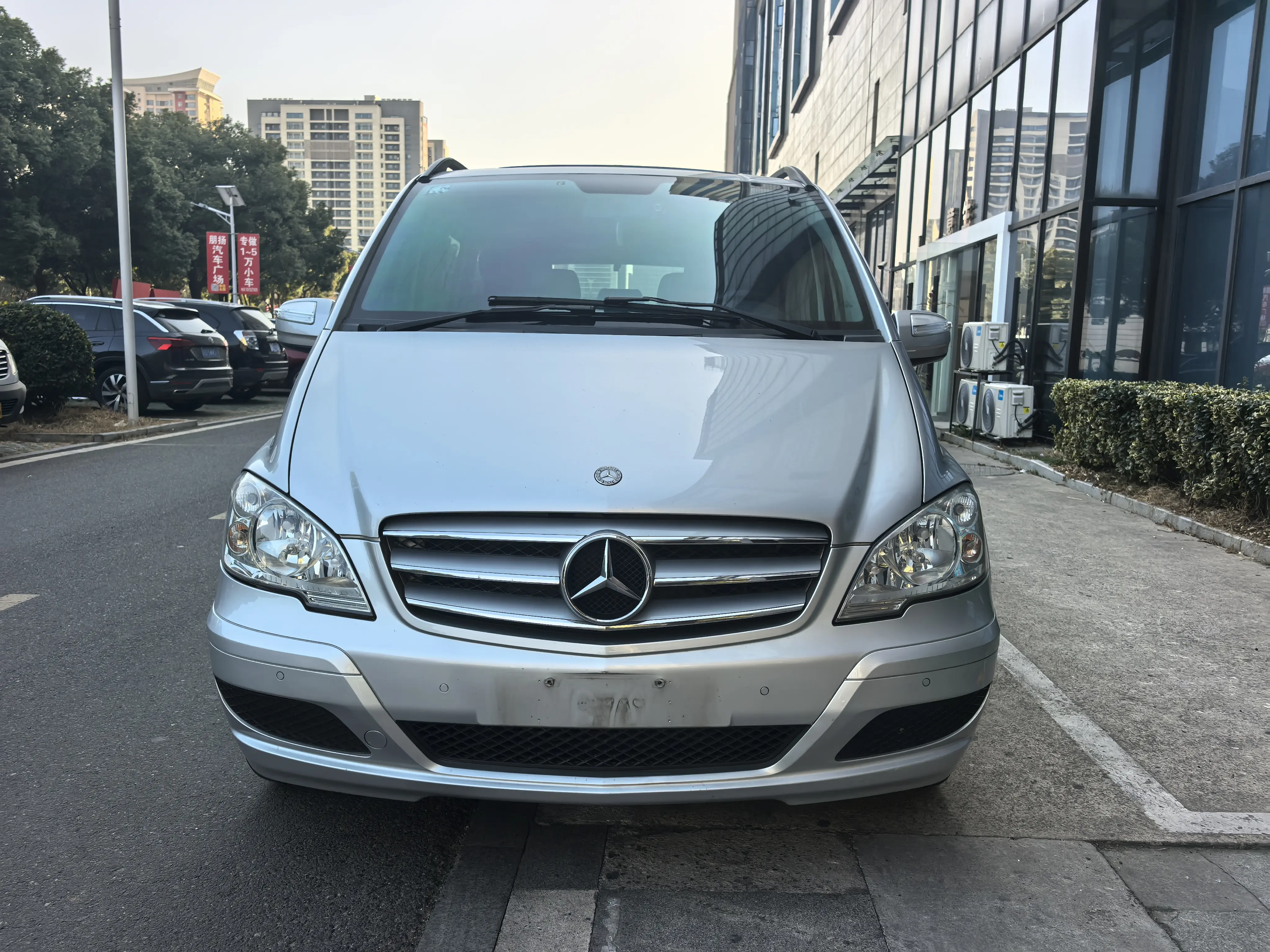 Mercedes-Benz Viano  из Китая