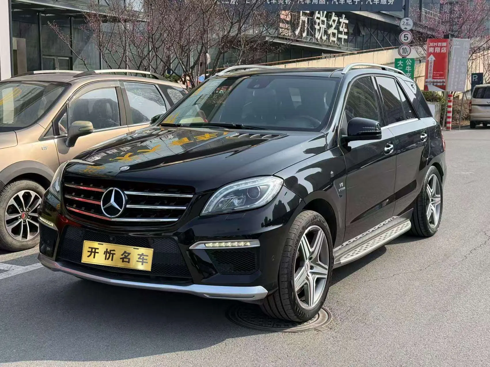 Mercedes-Benz M-Class AMG  из Китая