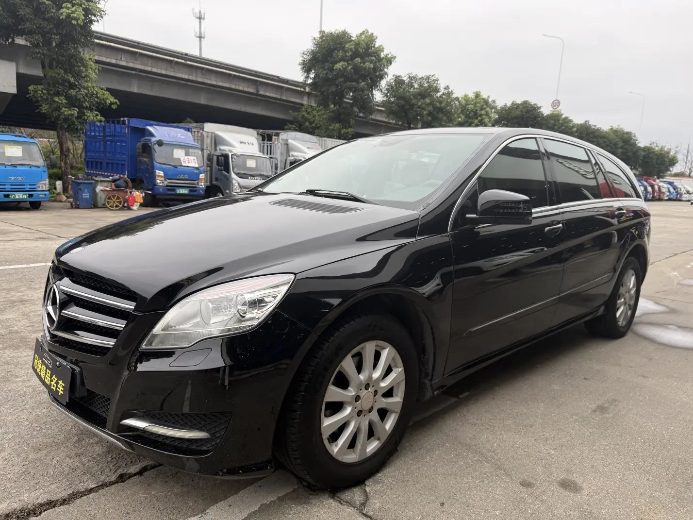 Mercedes-Benz R-Class