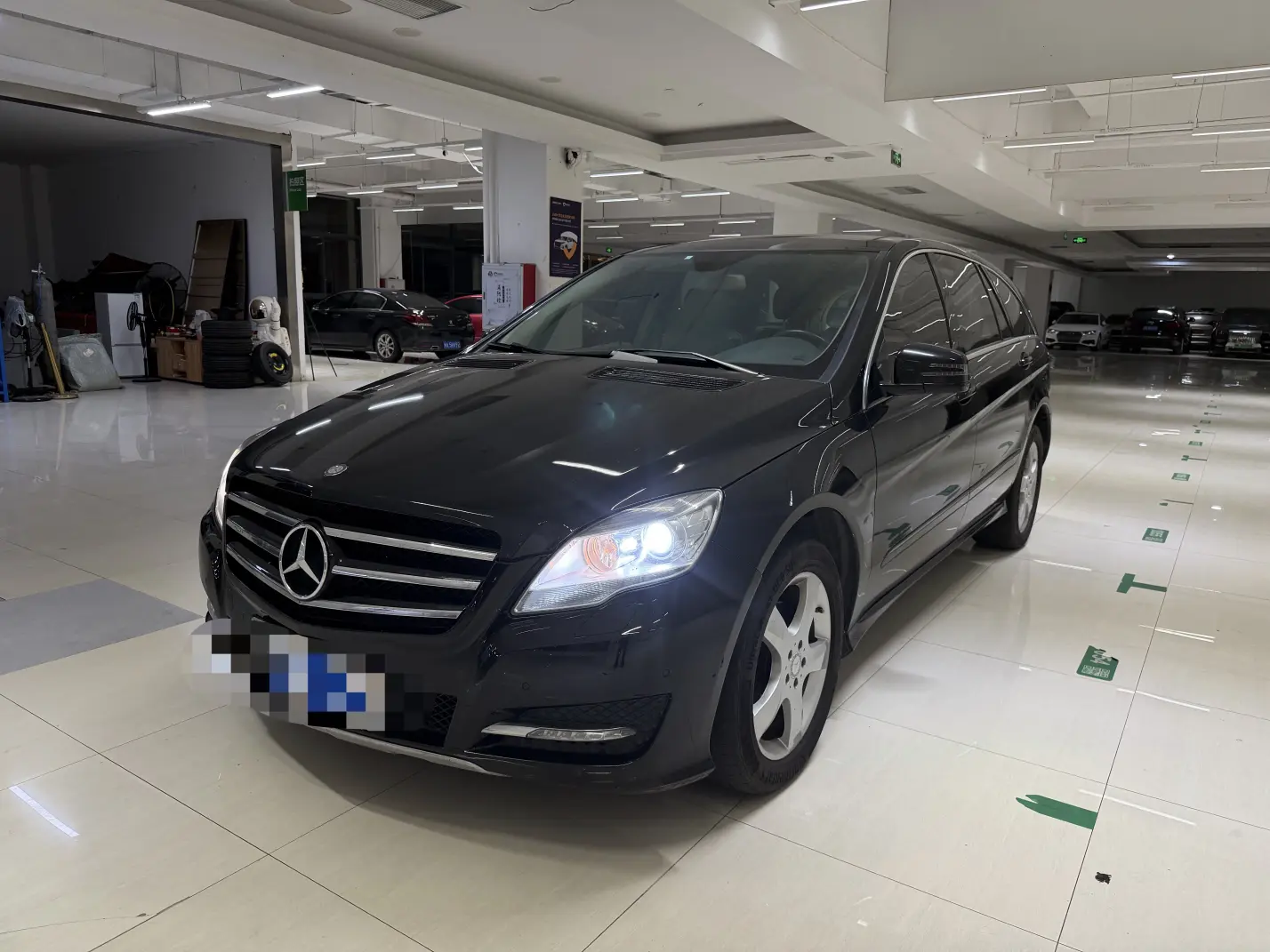 Mercedes-Benz R-Class  из Китая