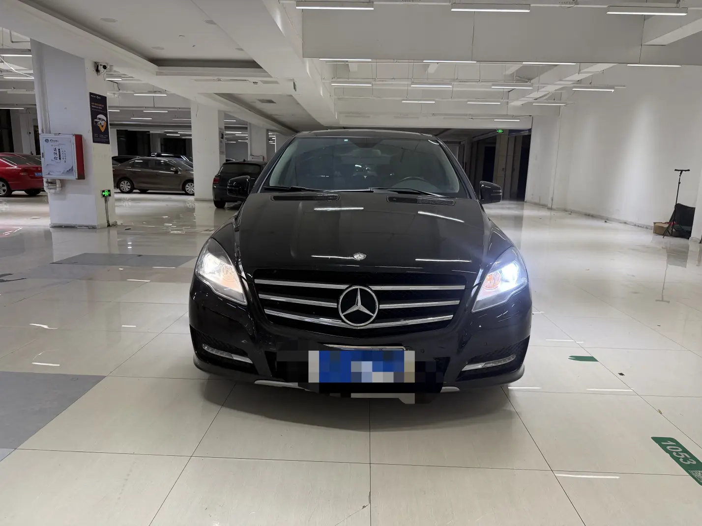 Mercedes-Benz R-Class  из Китая