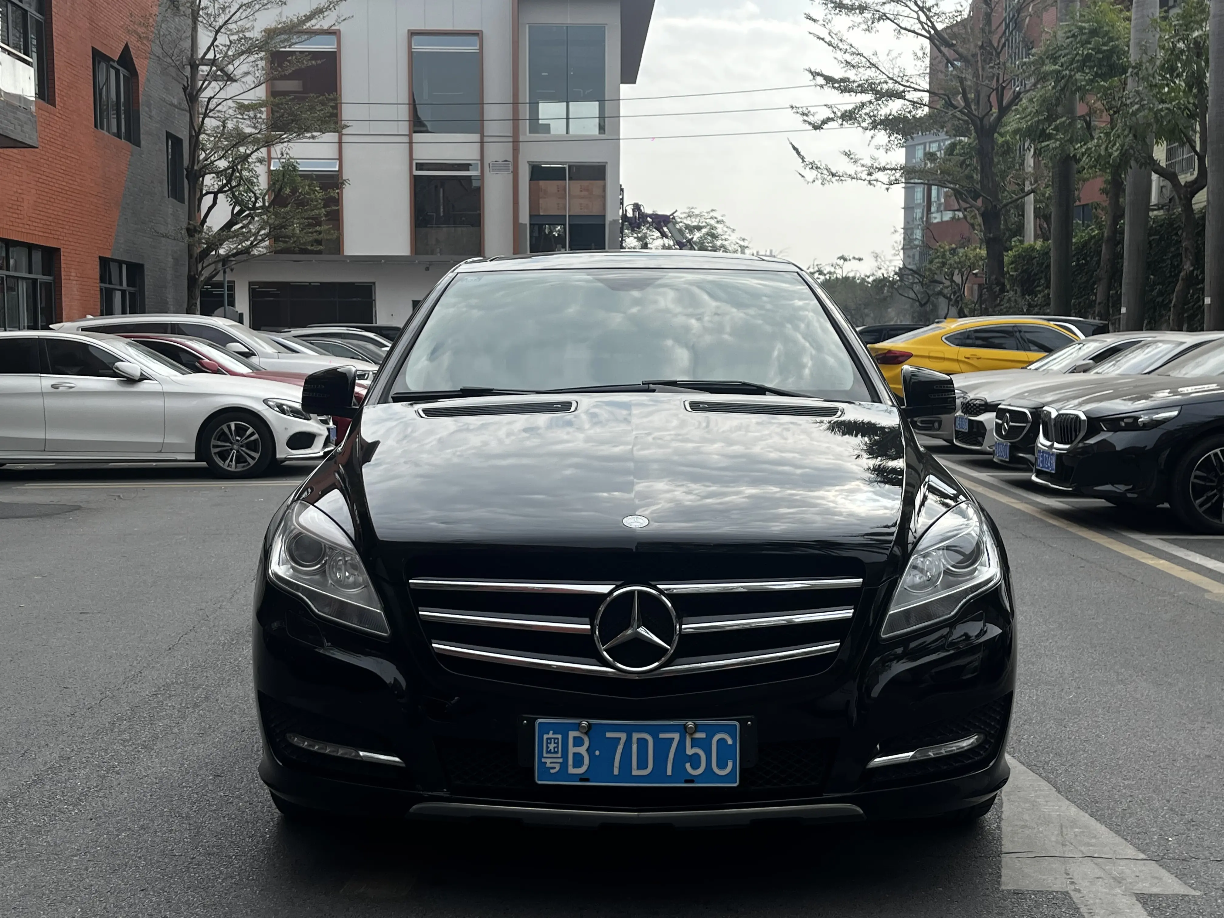 Mercedes-Benz R-Class  из Китая