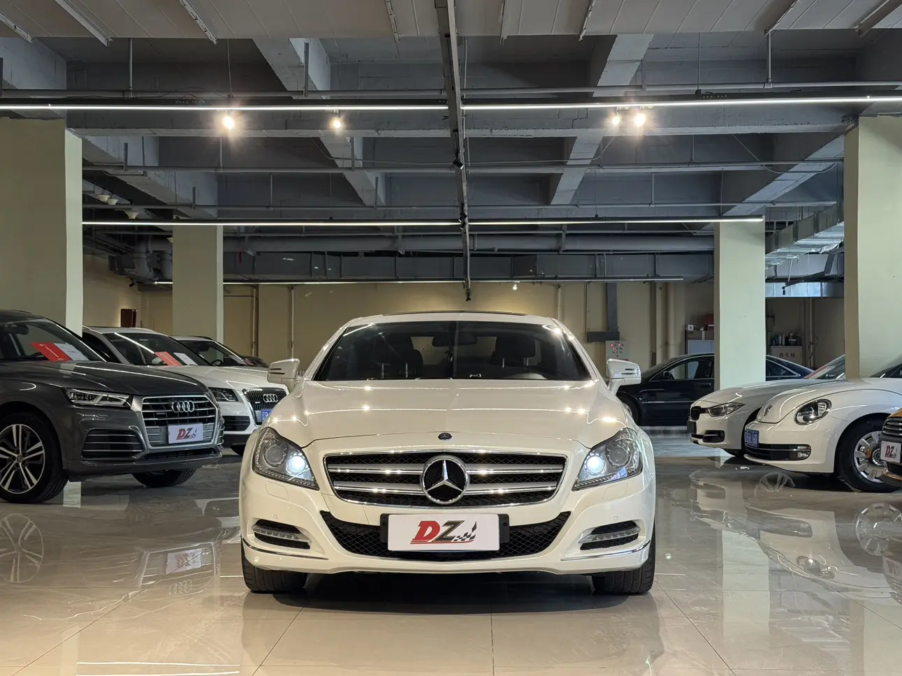 Mercedes-Benz Mercedes Benz CLS  из Китая