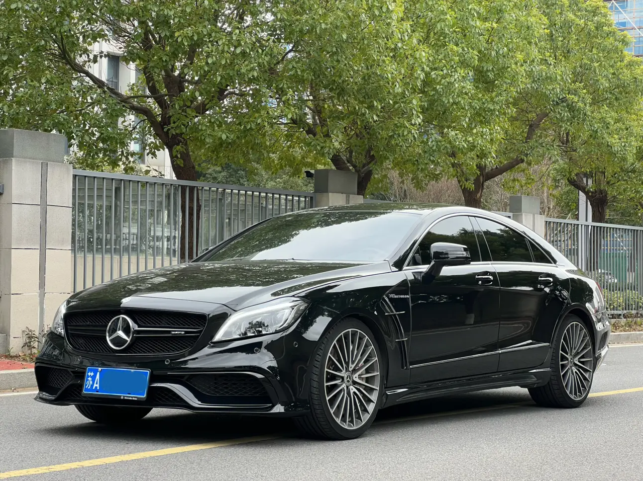 Mercedes-Benz Mercedes Benz CLS  из Китая