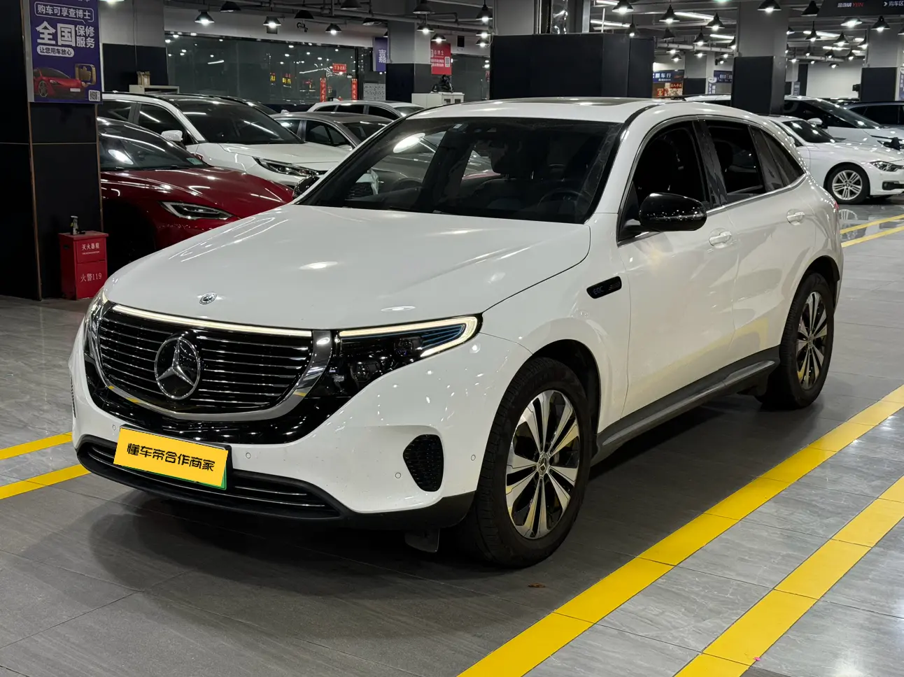 Mercedes-Benz EQC  из Китая