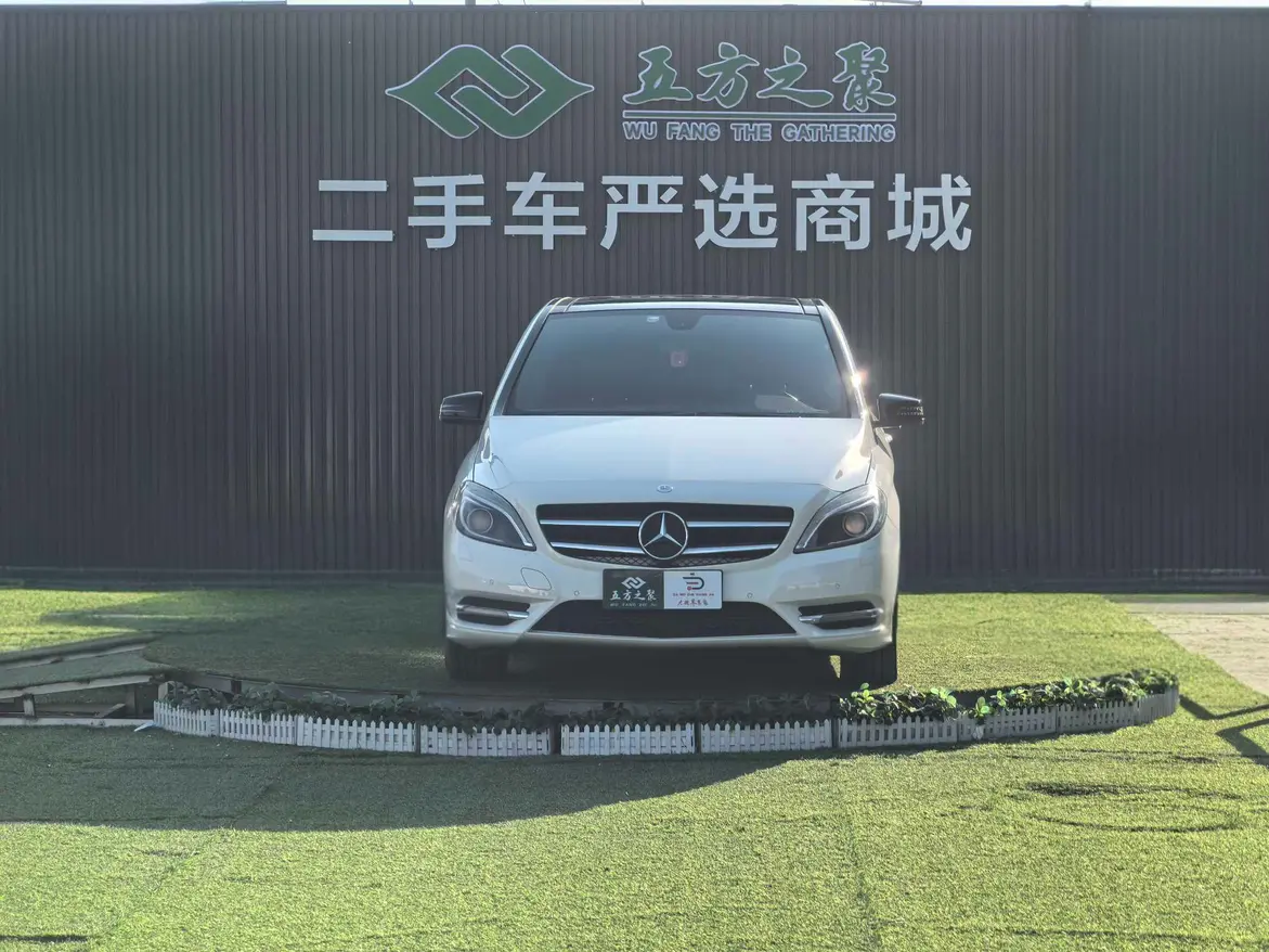 Mercedes-Benz Mercedes Benz B Class  из Китая