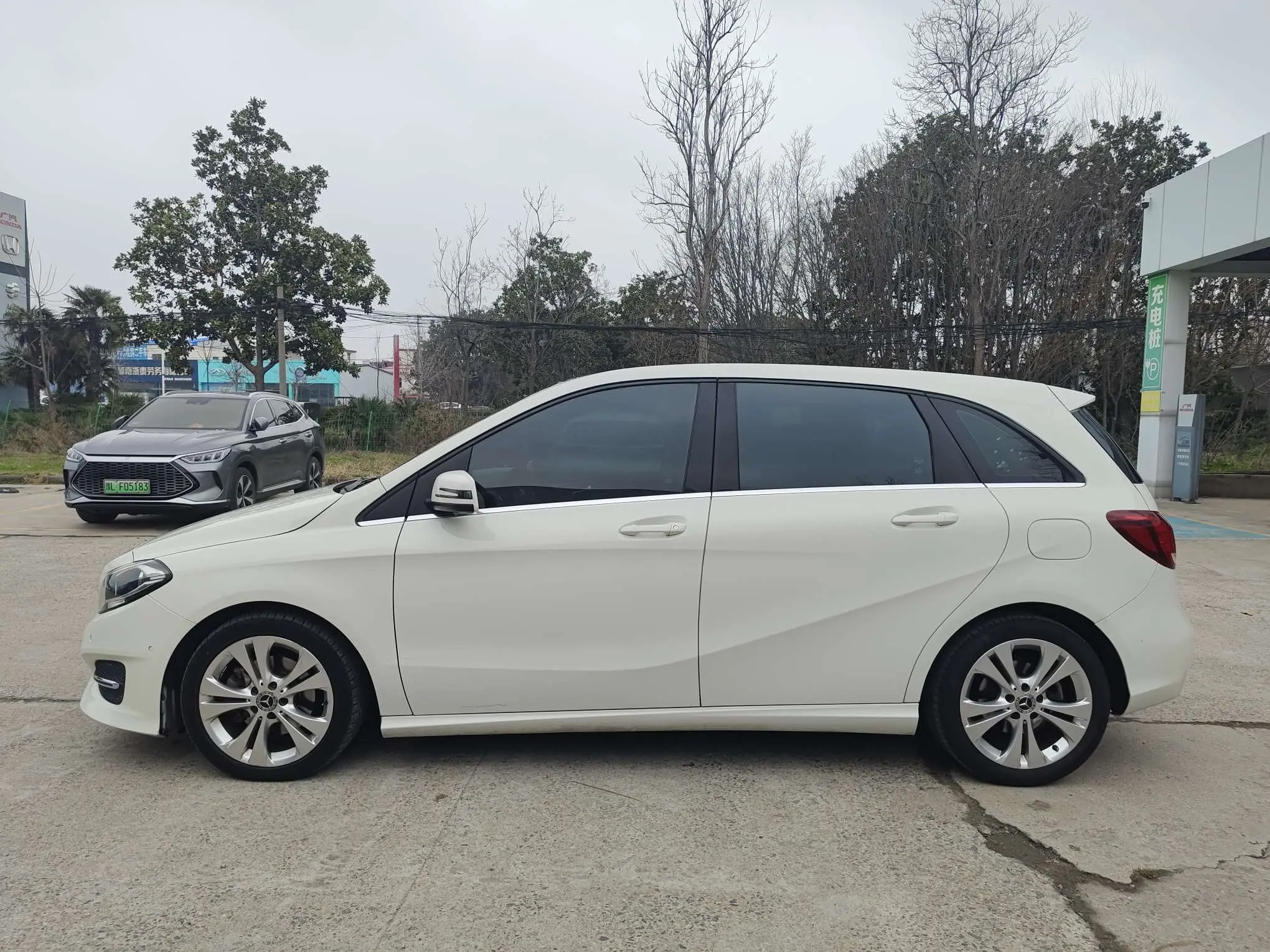 Mercedes-Benz Mercedes Benz B Class  из Китая