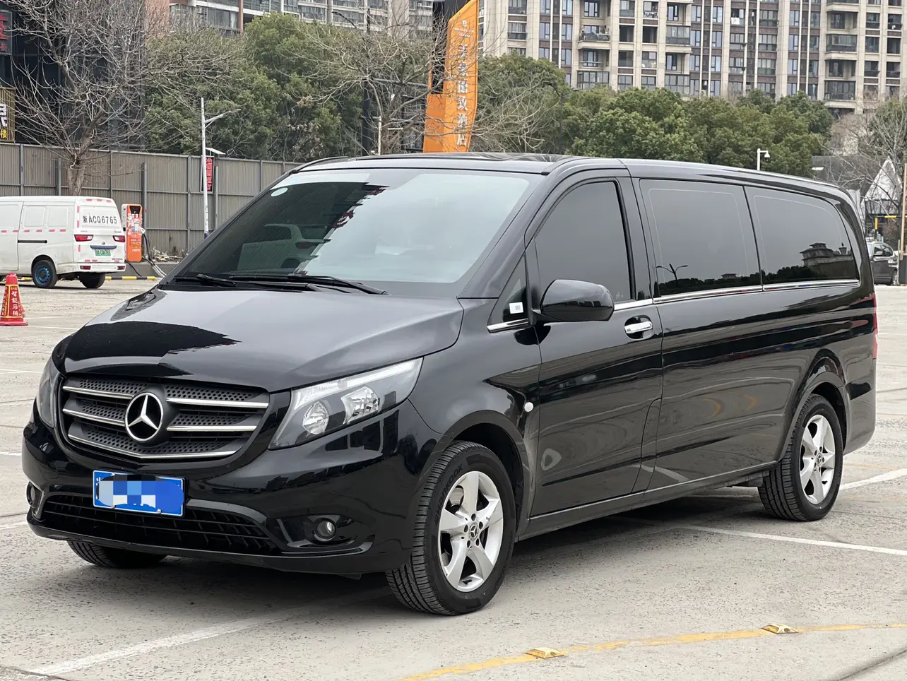 Mercedes-Benz Vito  из Китая