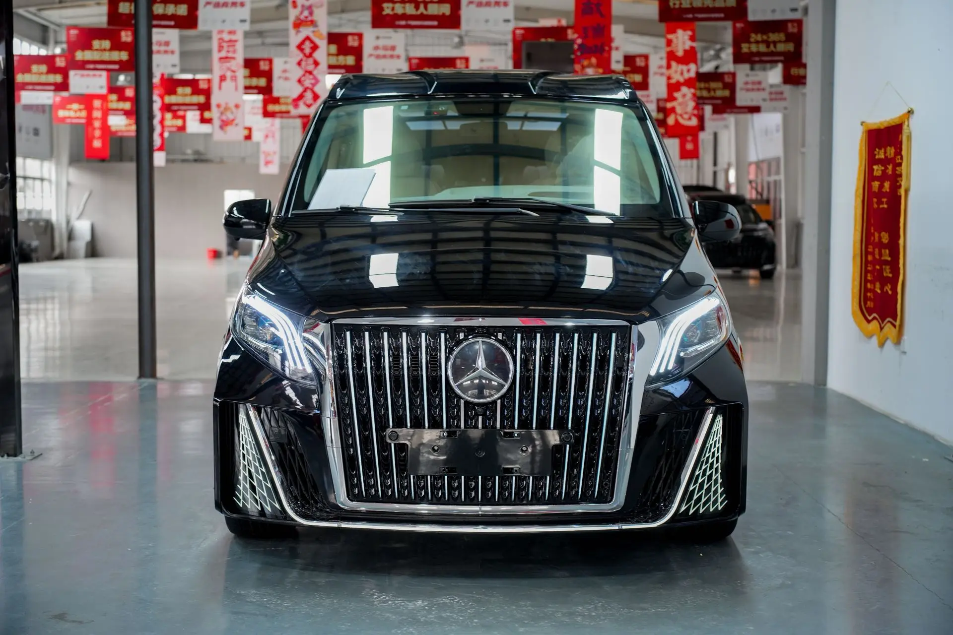 Mercedes-Benz Vito  из Китая