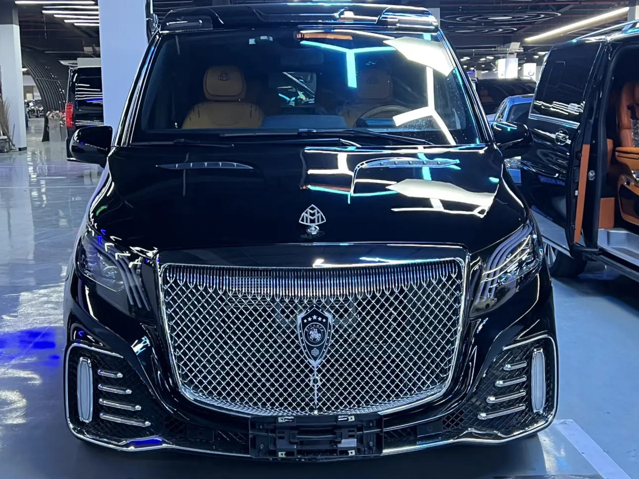 Mercedes-Benz Vito  из Китая