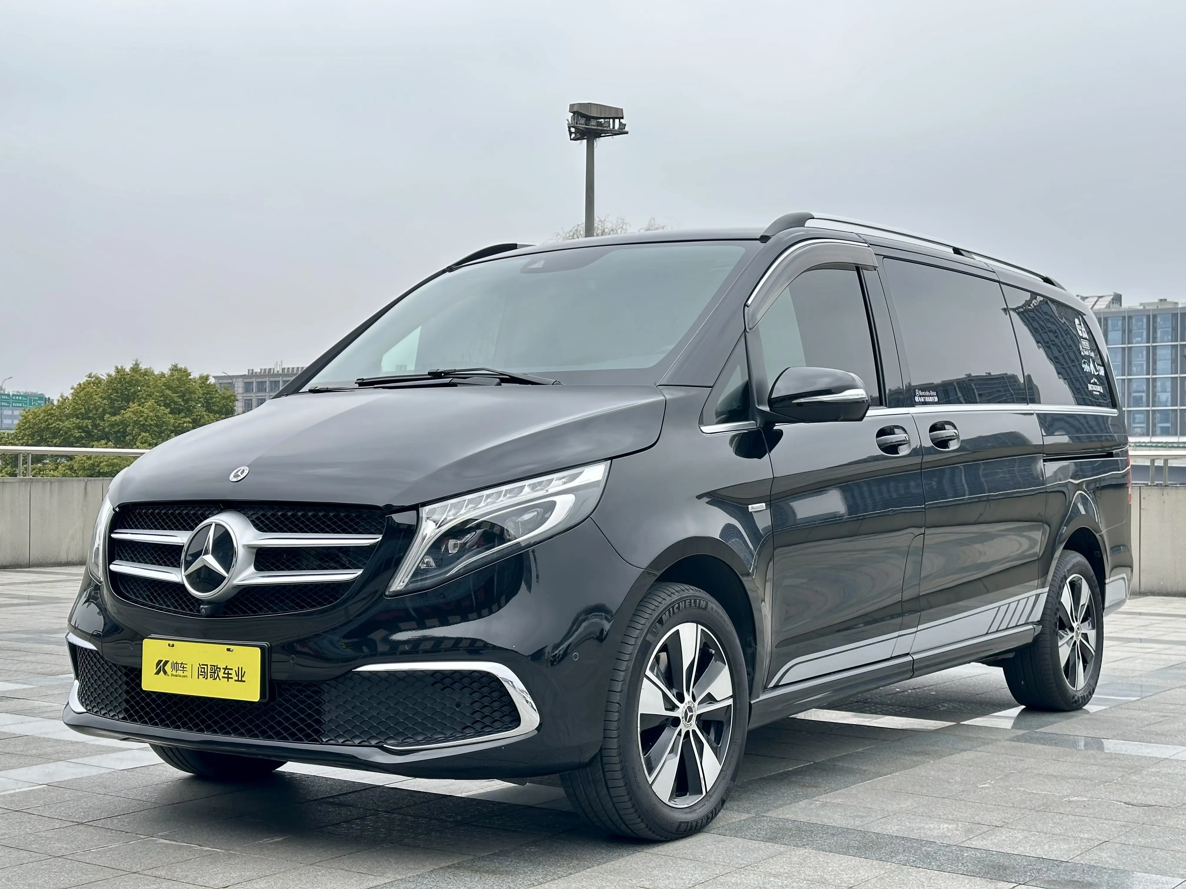 Mercedes-Benz Mercedes Benz V Class  из Китая
