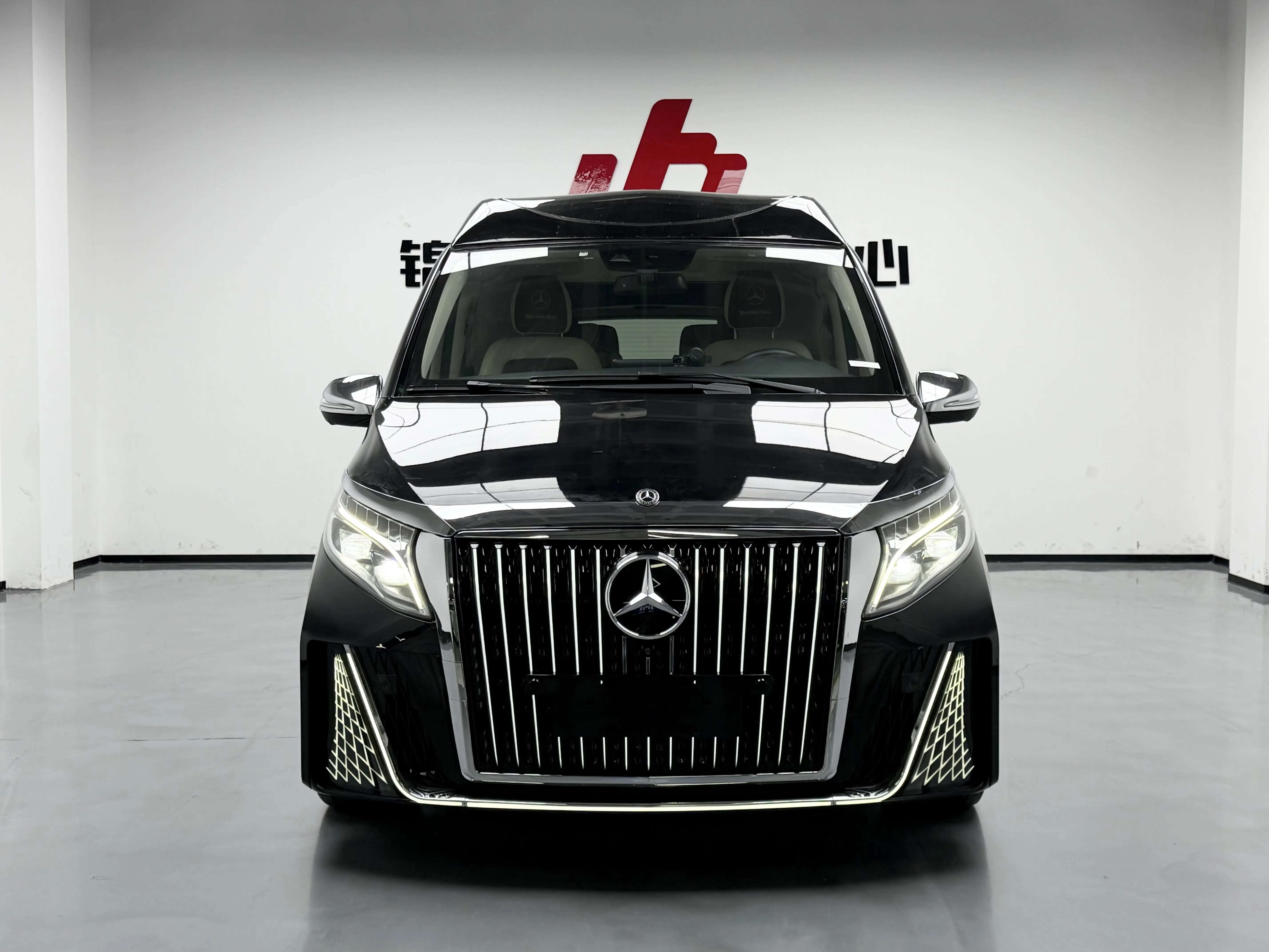 Mercedes-Benz Mercedes Benz V Class  из Китая