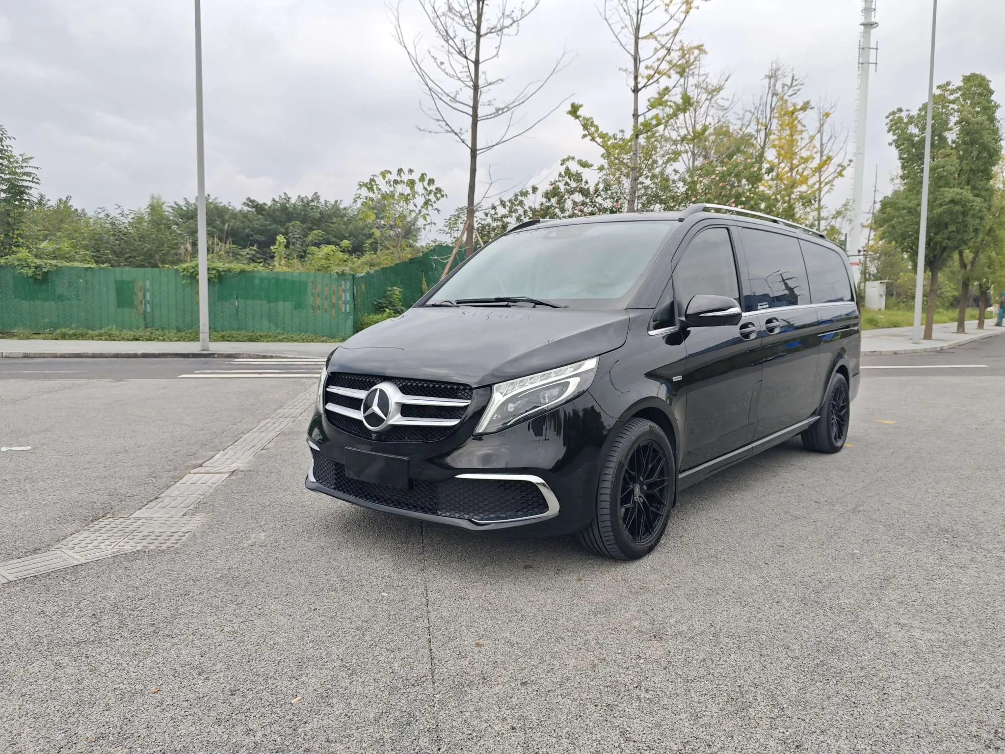 Mercedes-Benz Mercedes Benz V Class  из Китая