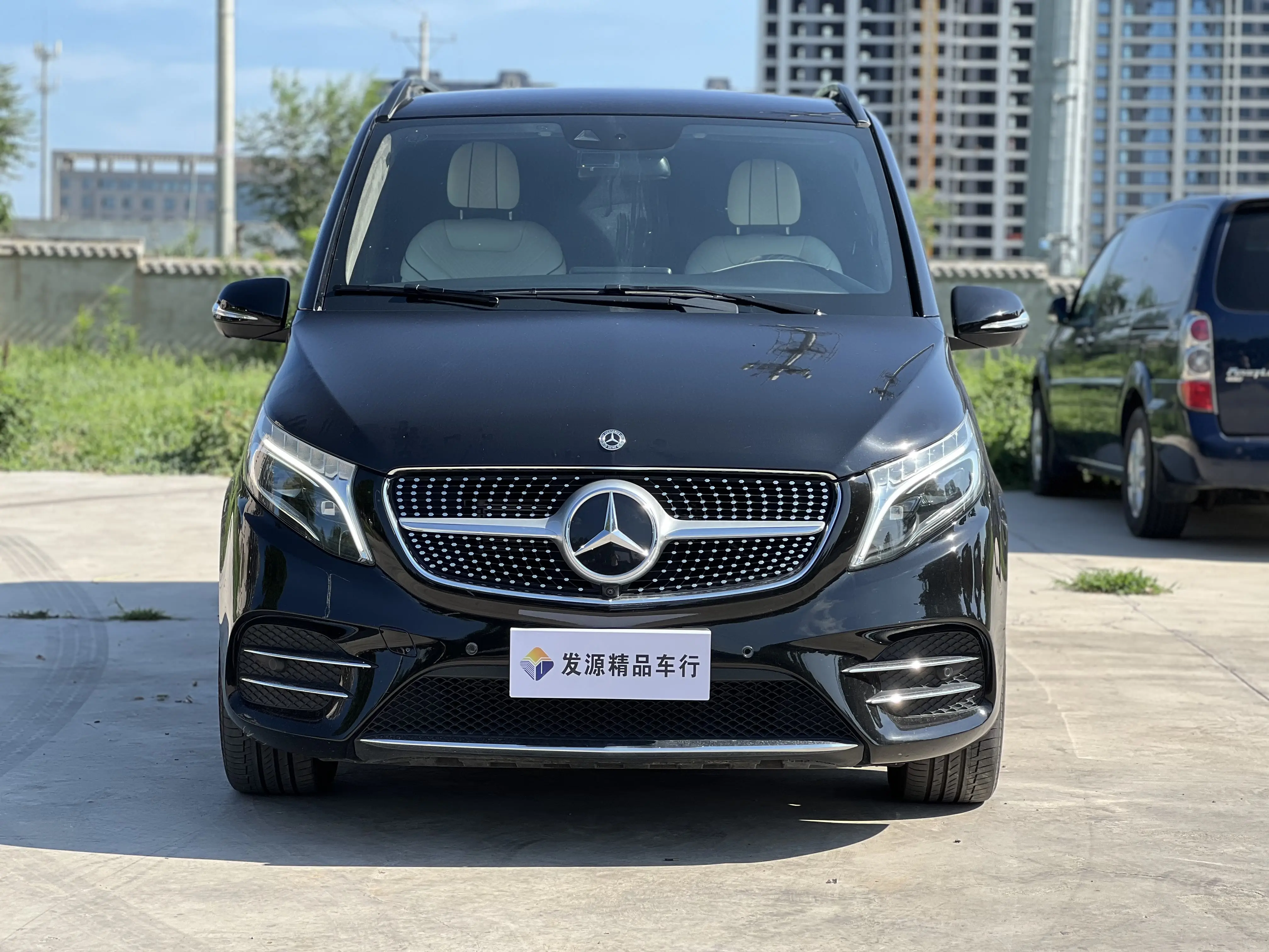 Mercedes-Benz Mercedes Benz V Class  из Китая