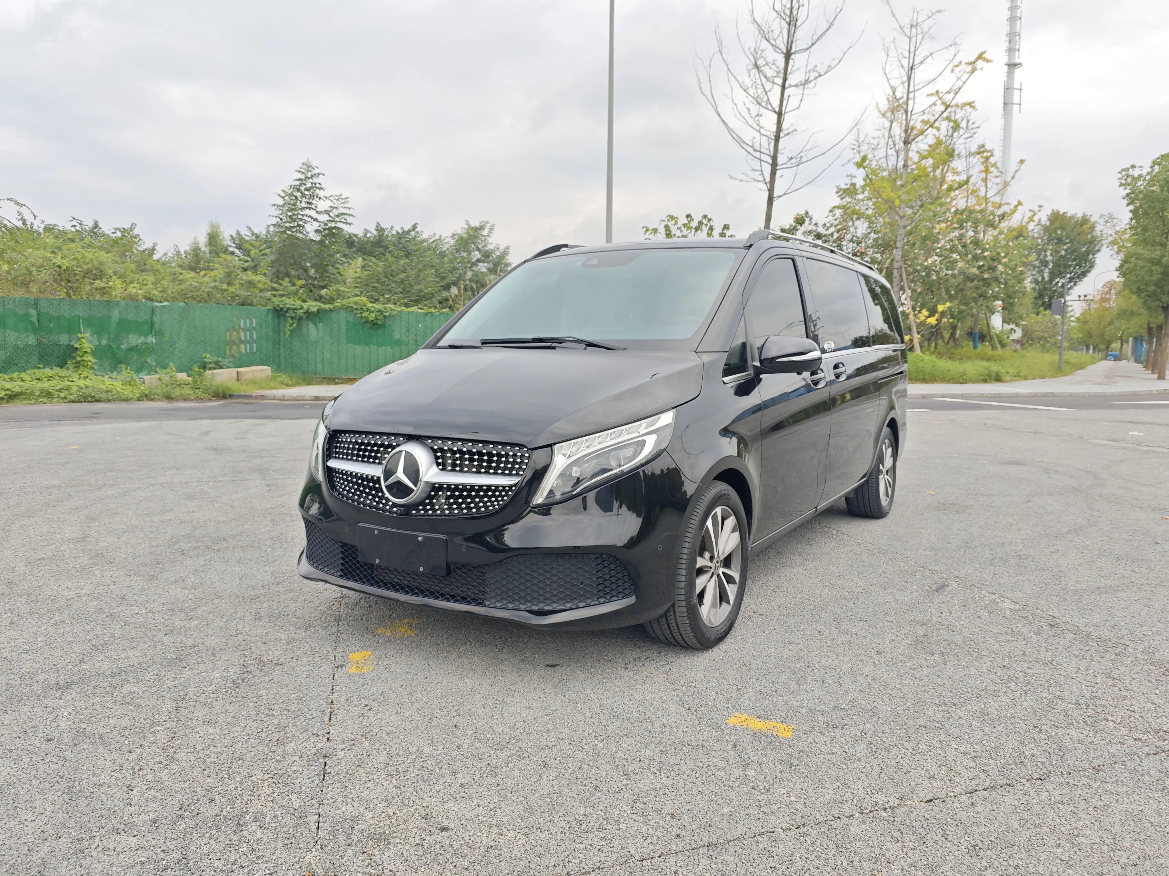 Mercedes-Benz Mercedes Benz V Class  из Китая