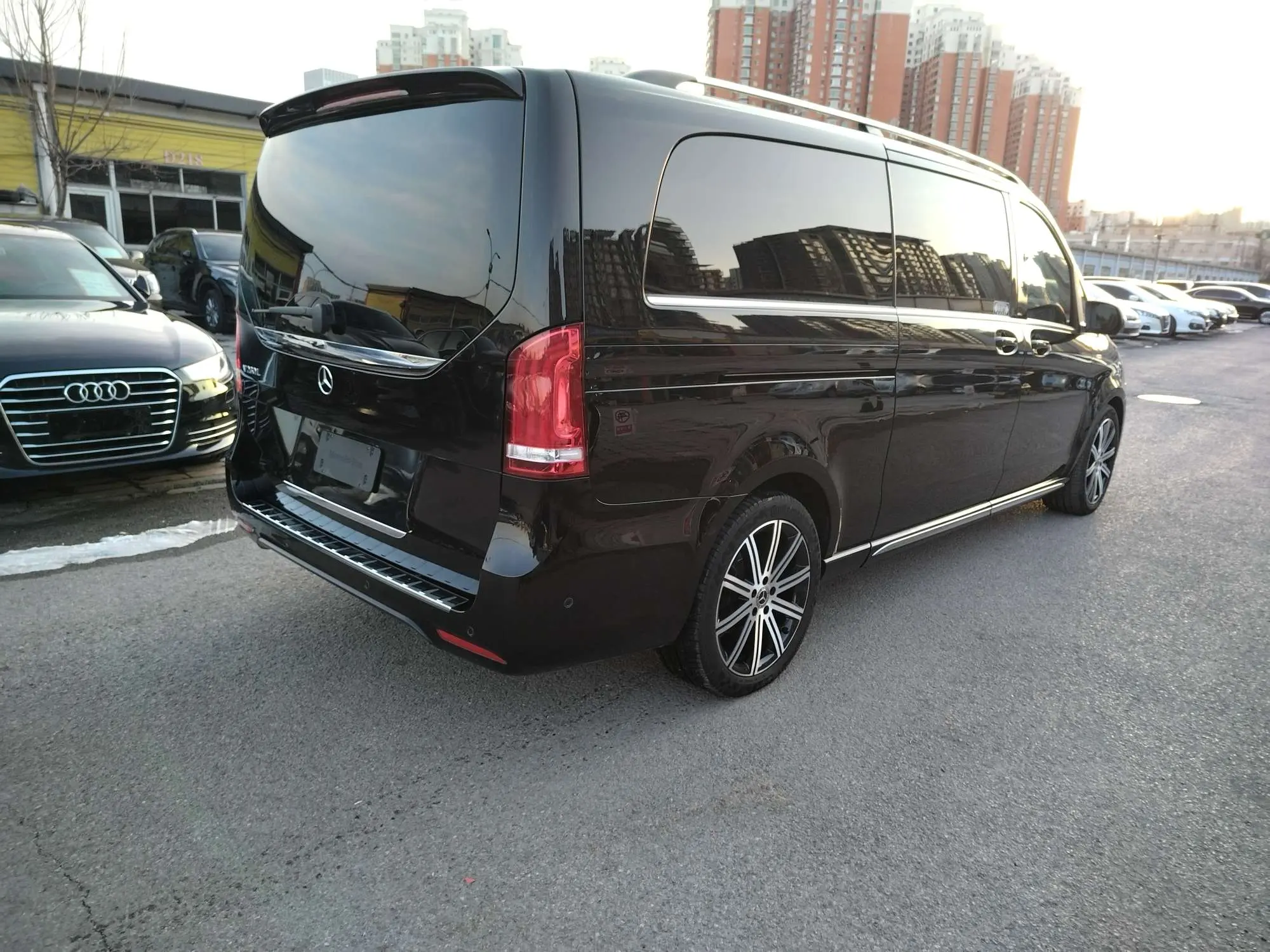 Mercedes-Benz Mercedes Benz V Class  из Китая