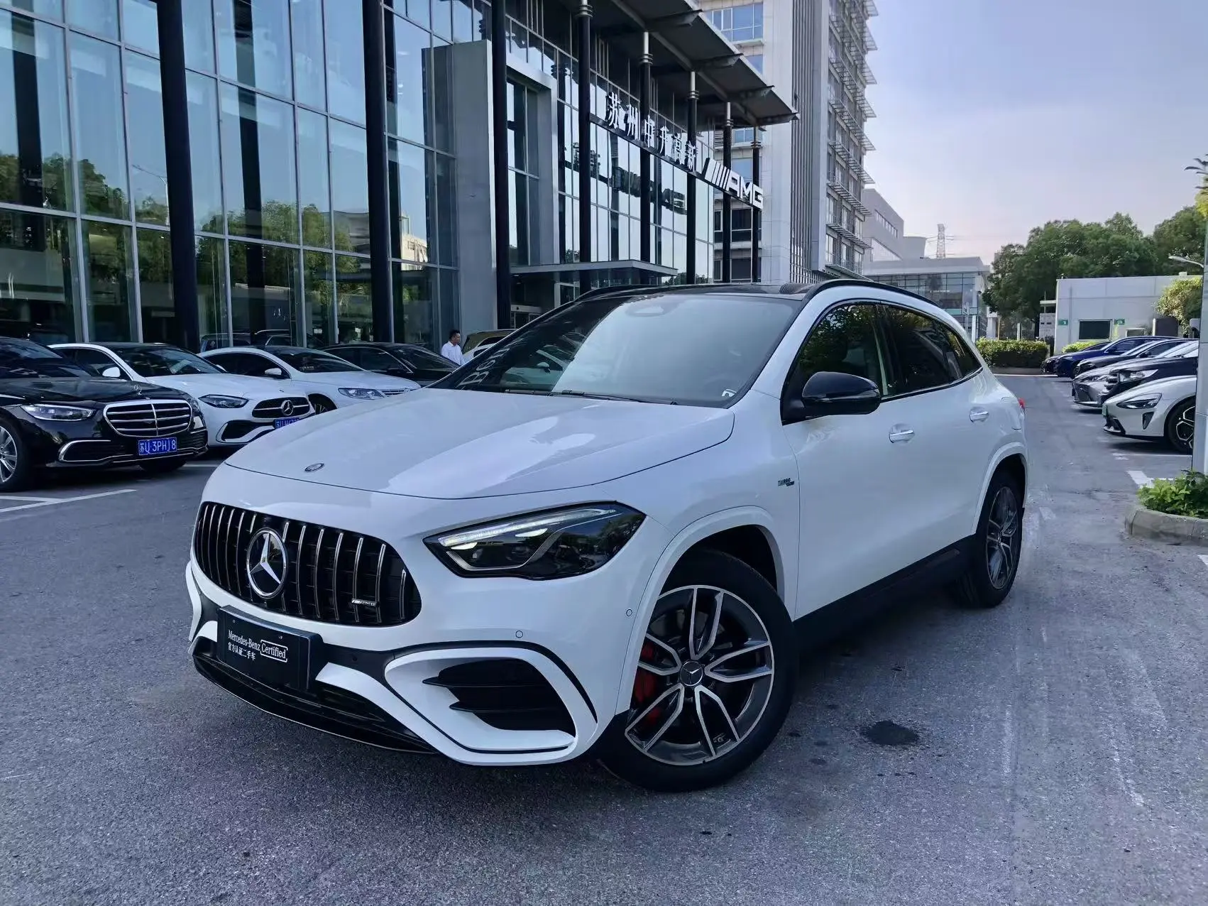 Mercedes-Benz GLA AMG  из Китая