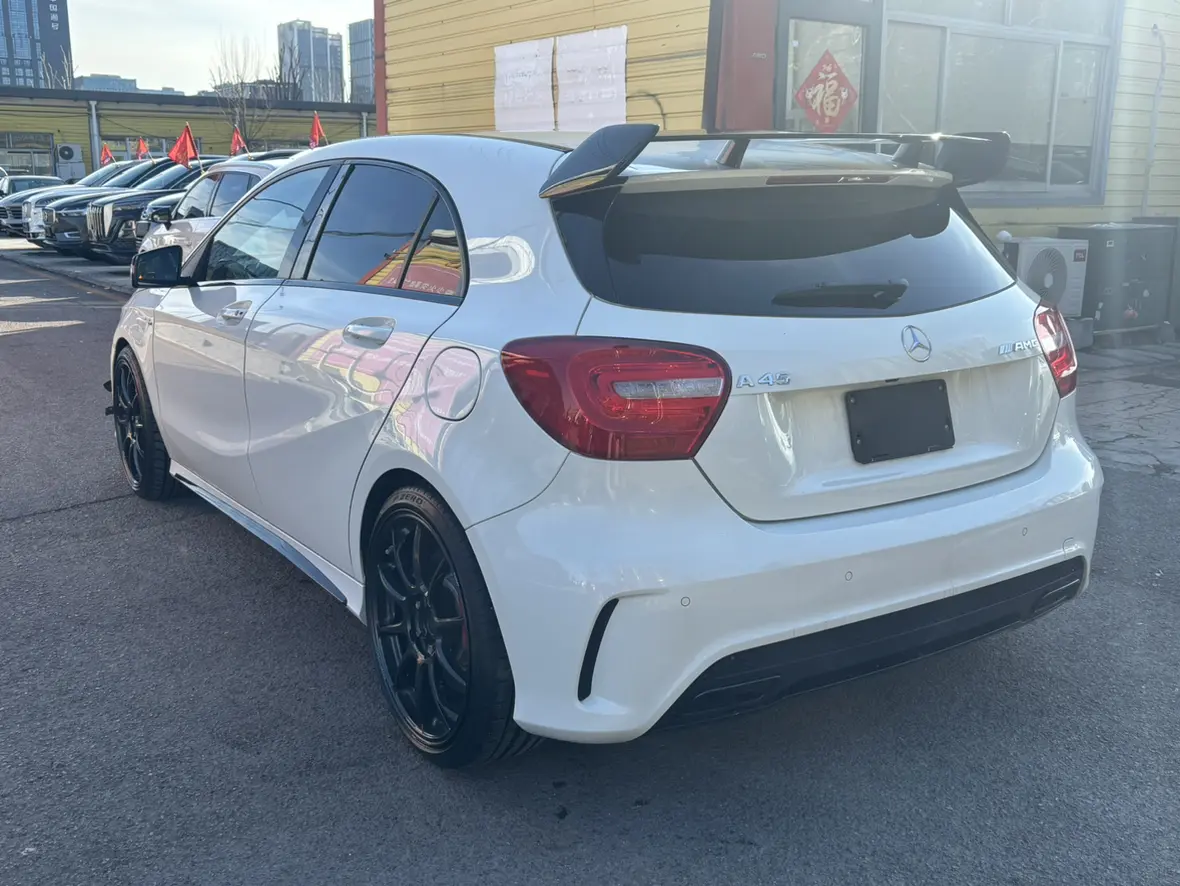 Mercedes-Benz A-Class AMG  из Китая