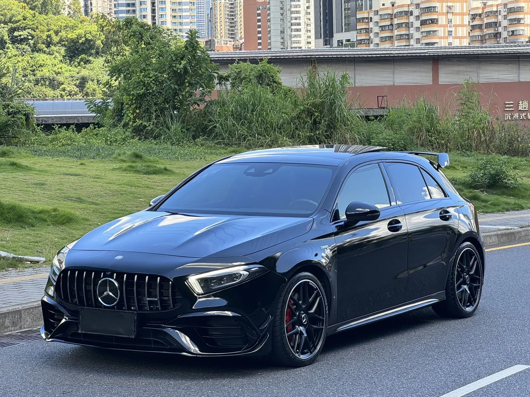 Mercedes-Benz A-Class AMG  из Китая