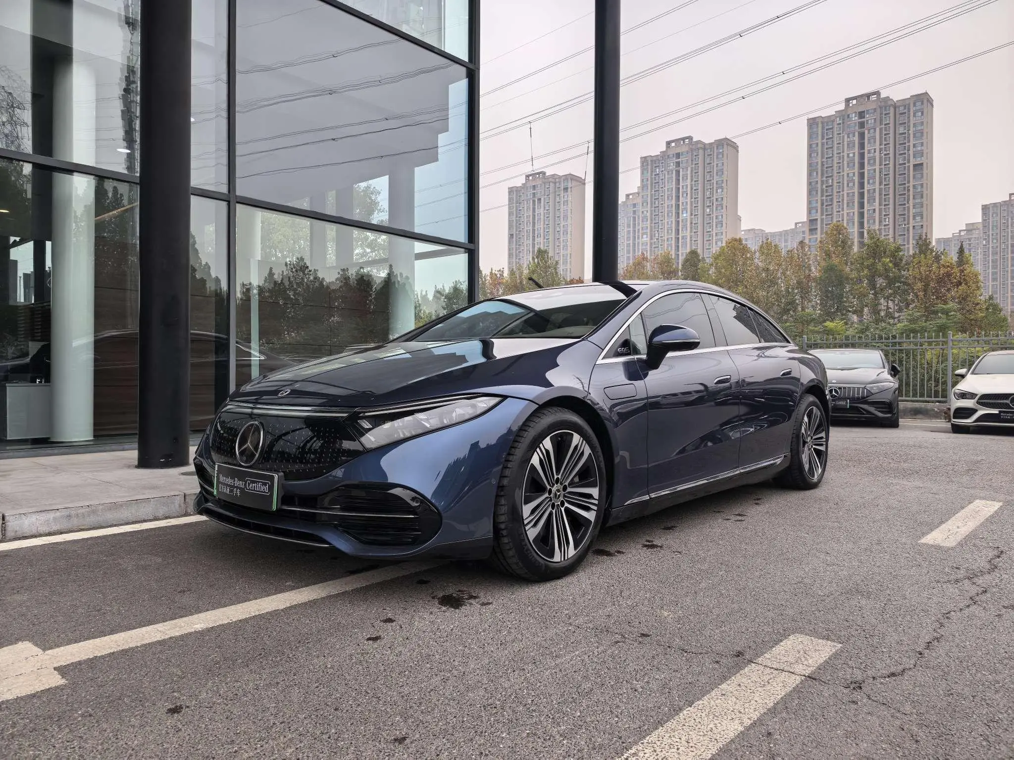 Mercedes-Benz EQS  из Китая