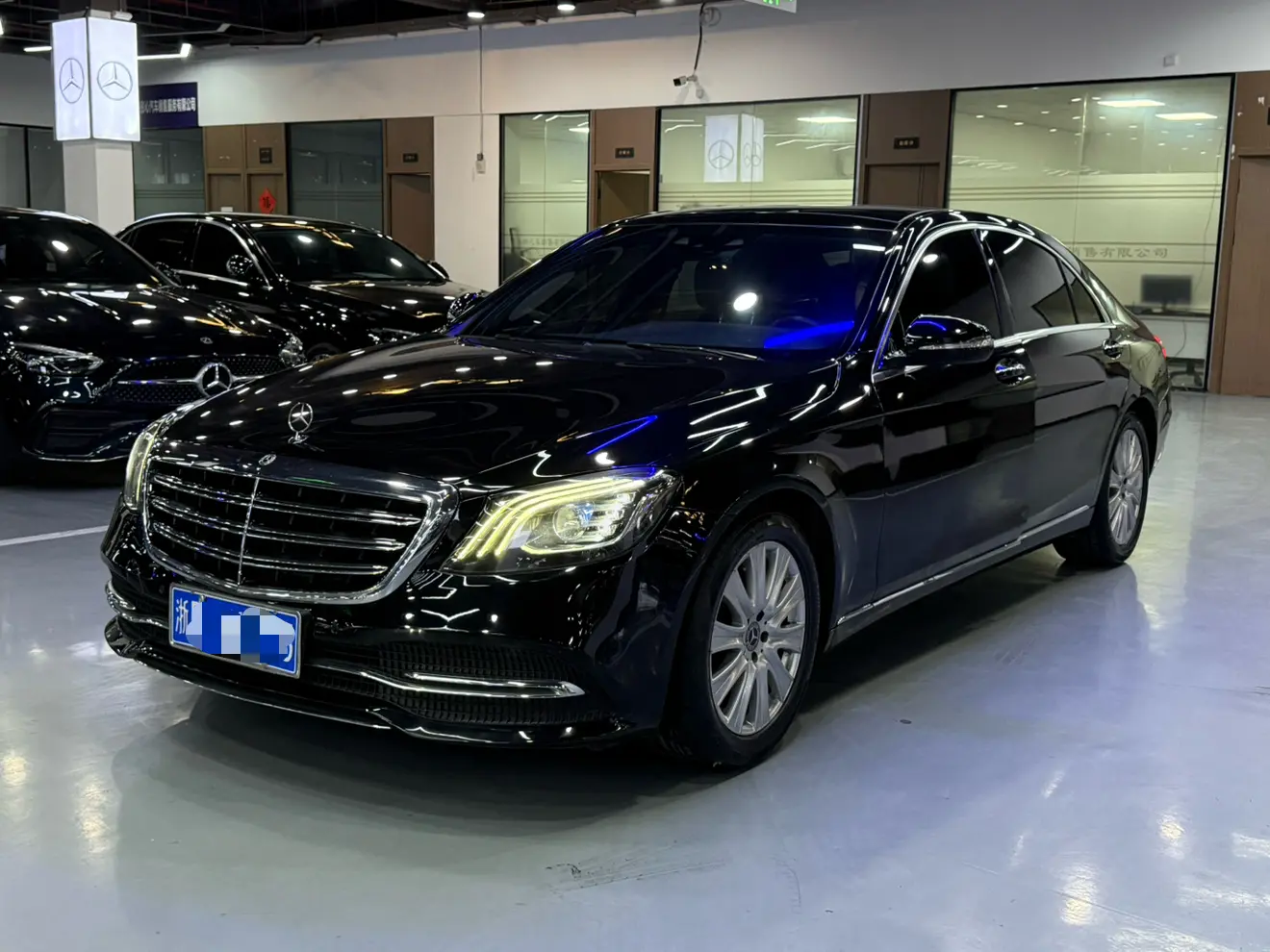 Mercedes-Benz Mercedes Benz S Class  из Китая