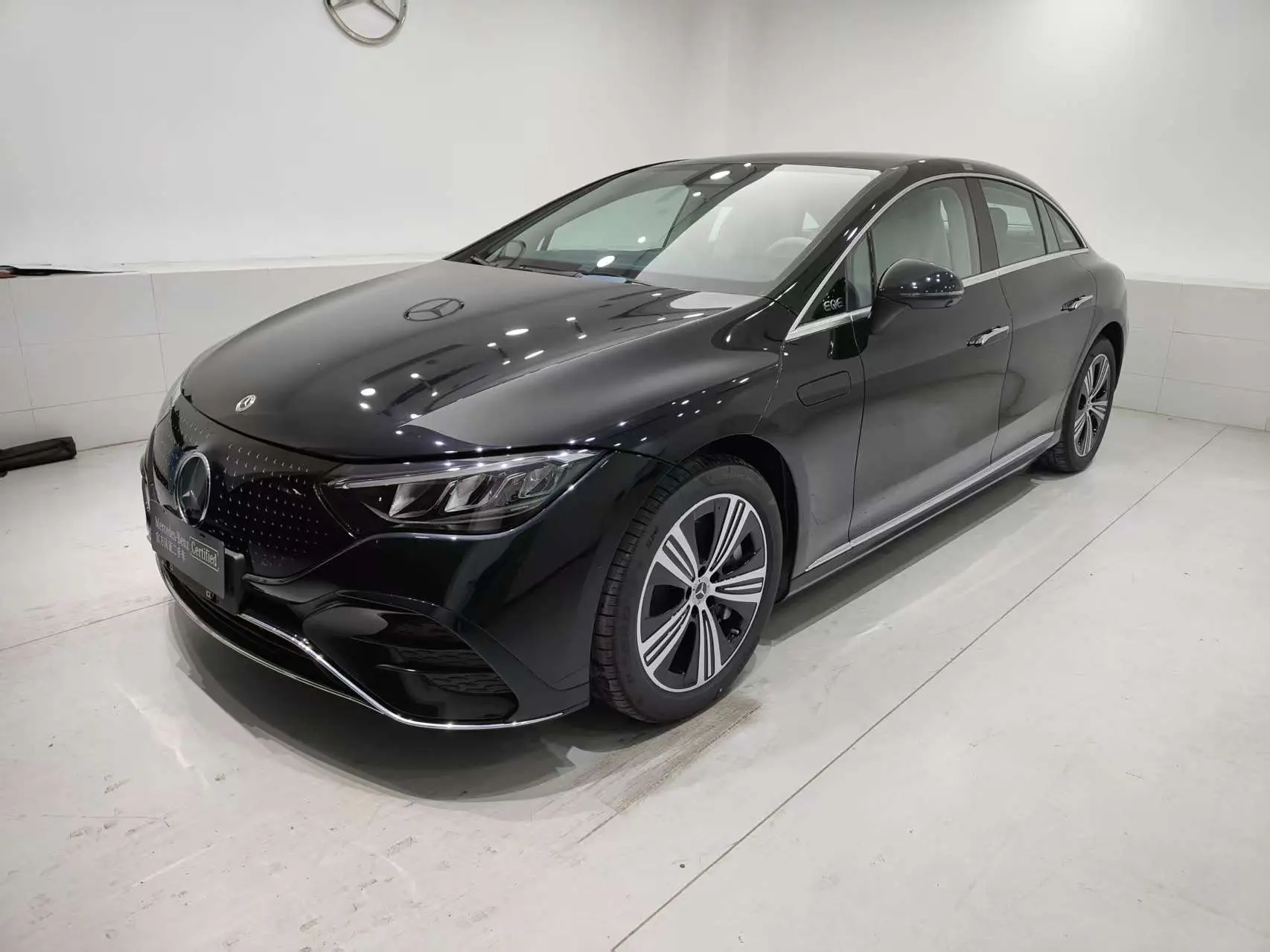 Mercedes-Benz EQE  из Китая