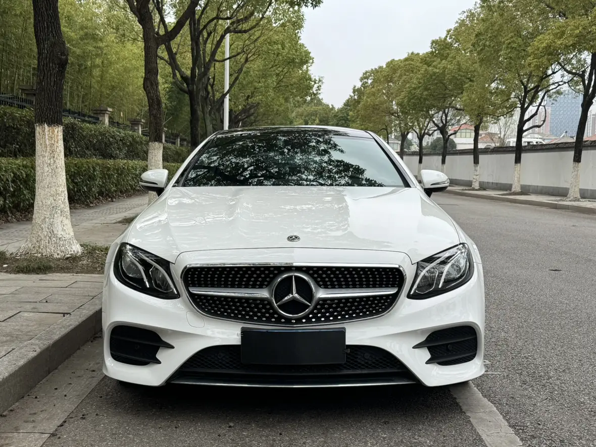Mercedes-Benz E-Class  из Китая