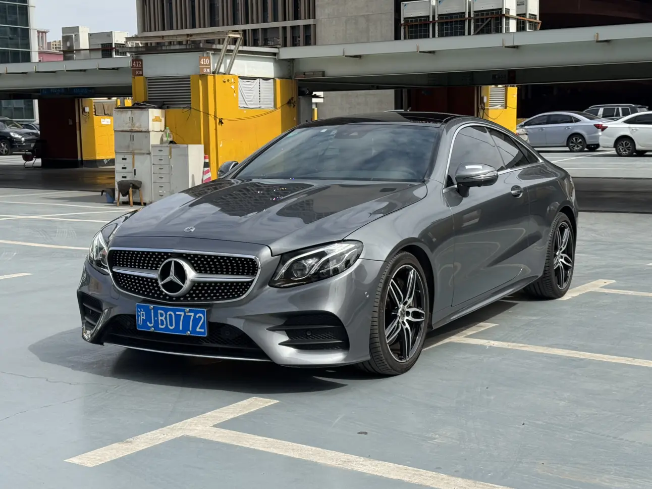 Mercedes-Benz E-Class  из Китая