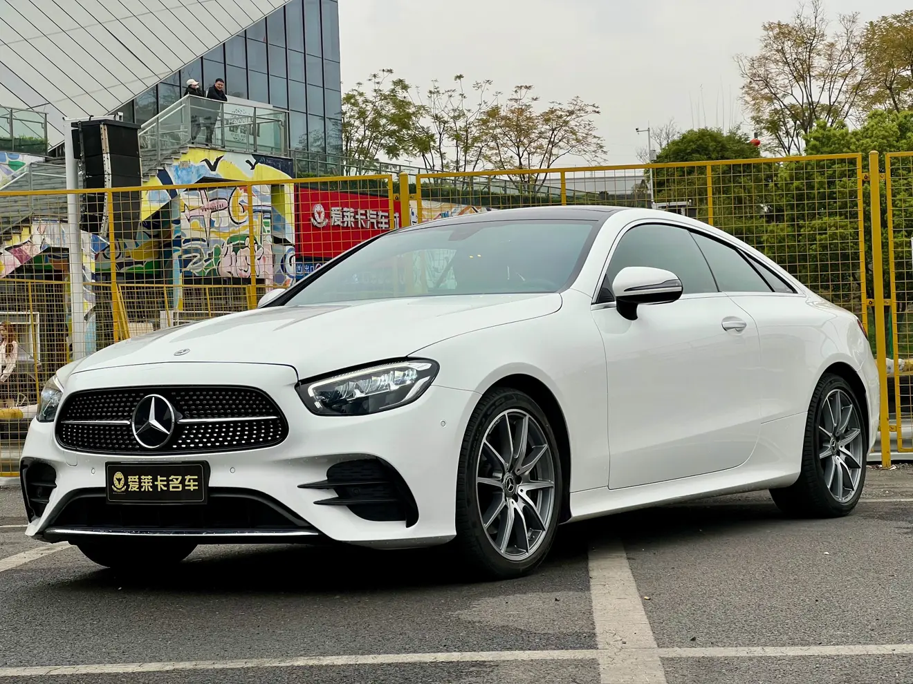 Mercedes-Benz E-Class  из Китая