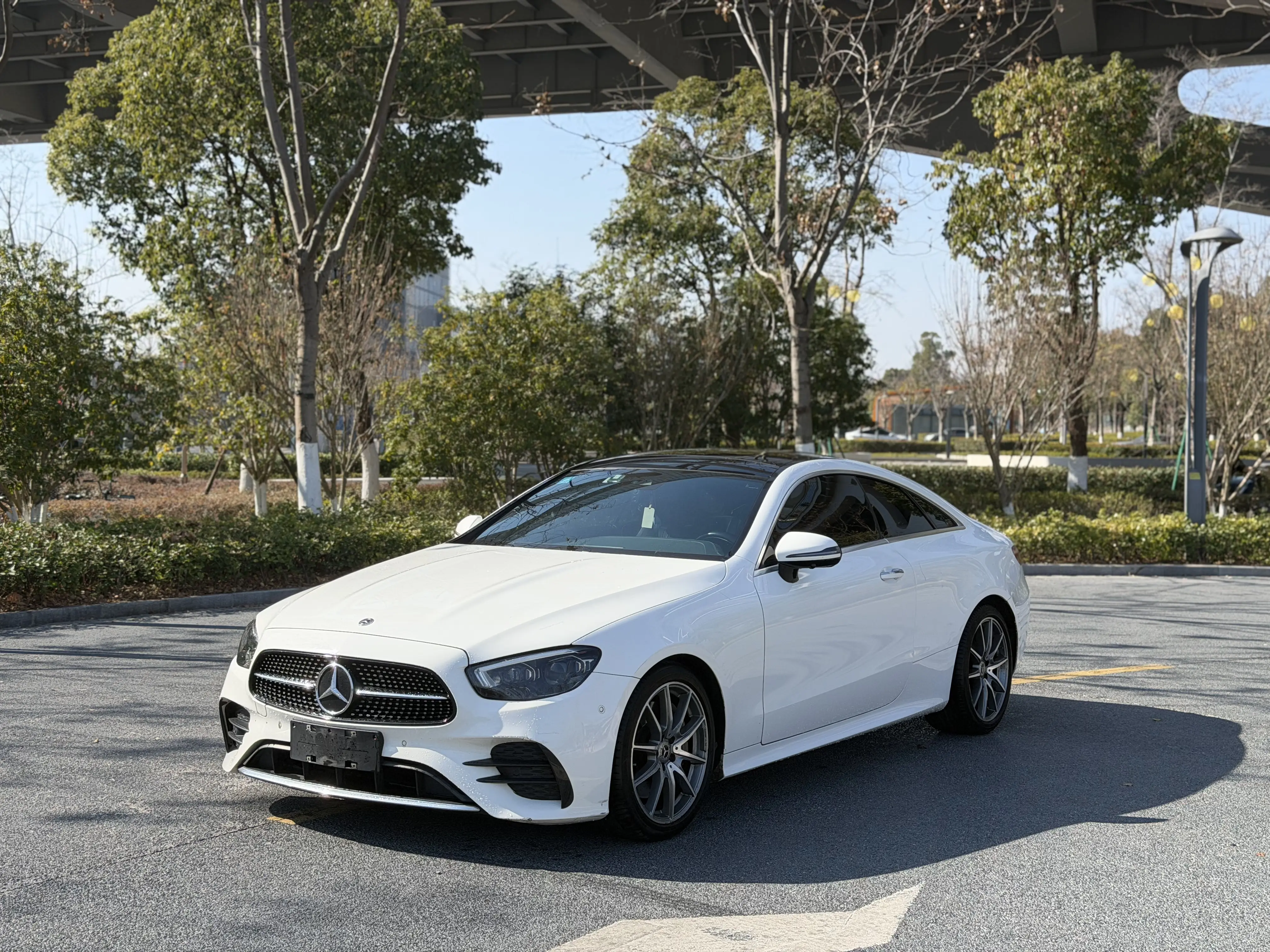 Mercedes-Benz E-Class  из Китая