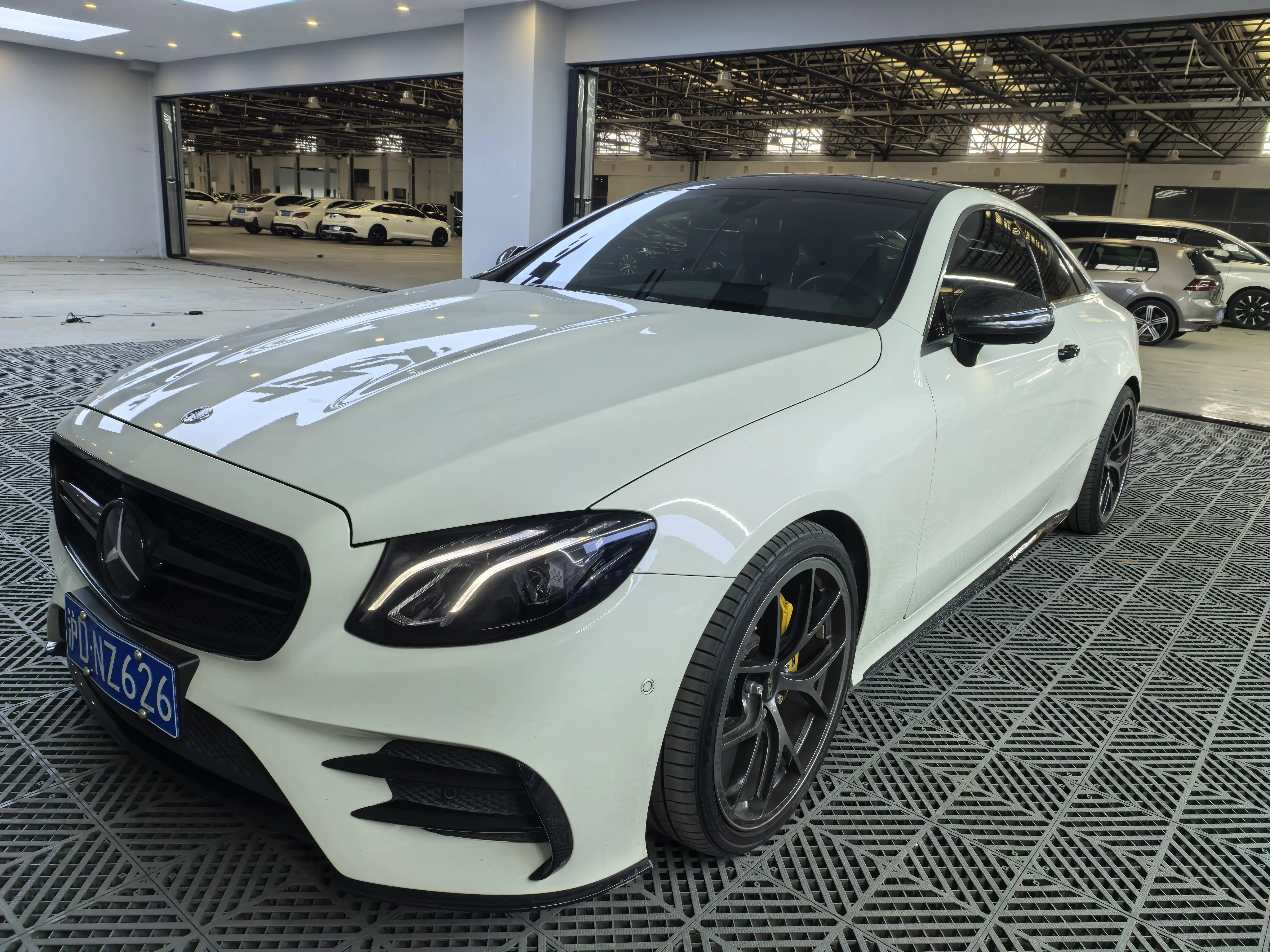 Mercedes-Benz E-Class  из Китая