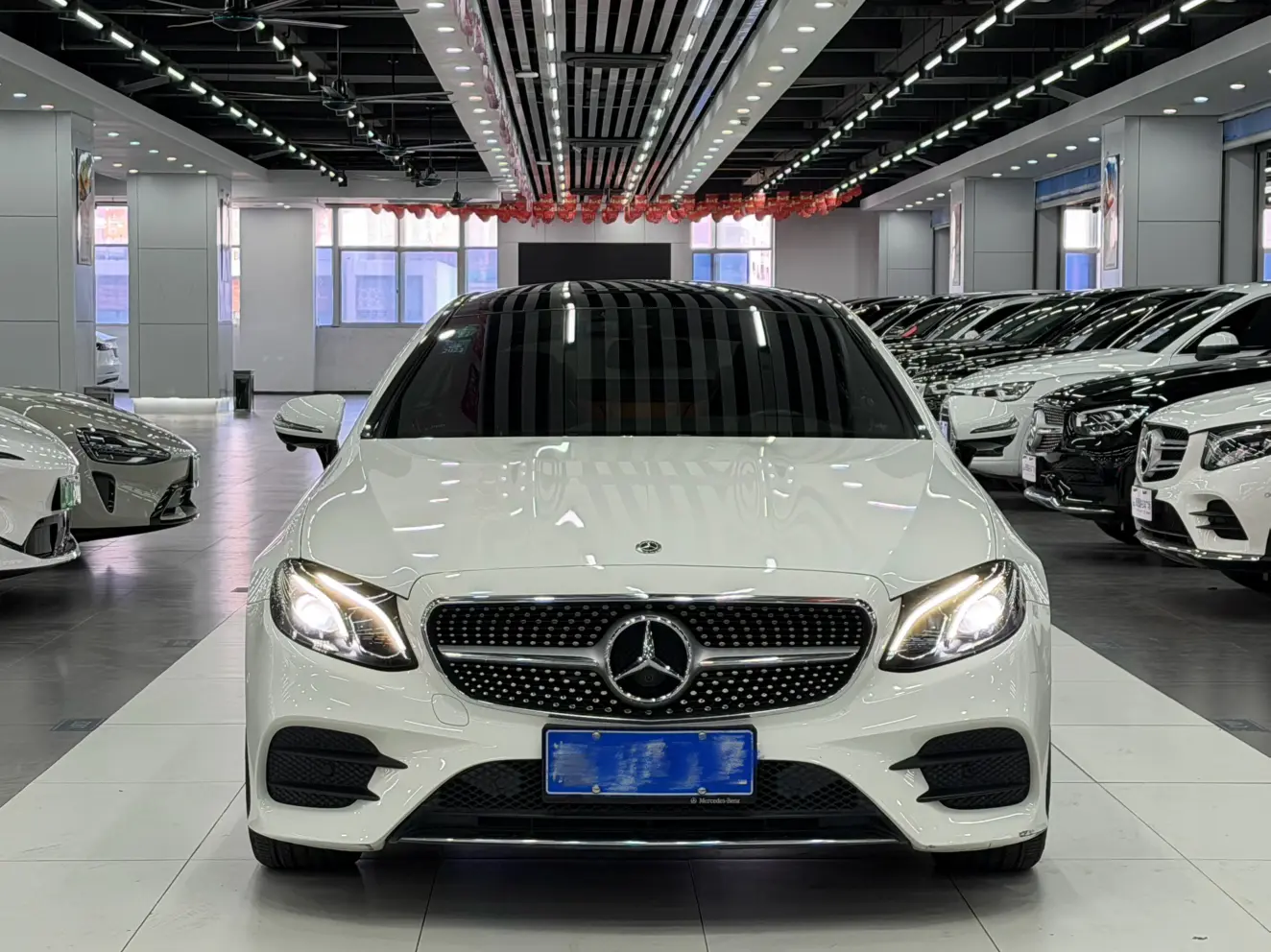 Mercedes-Benz E-Class  из Китая