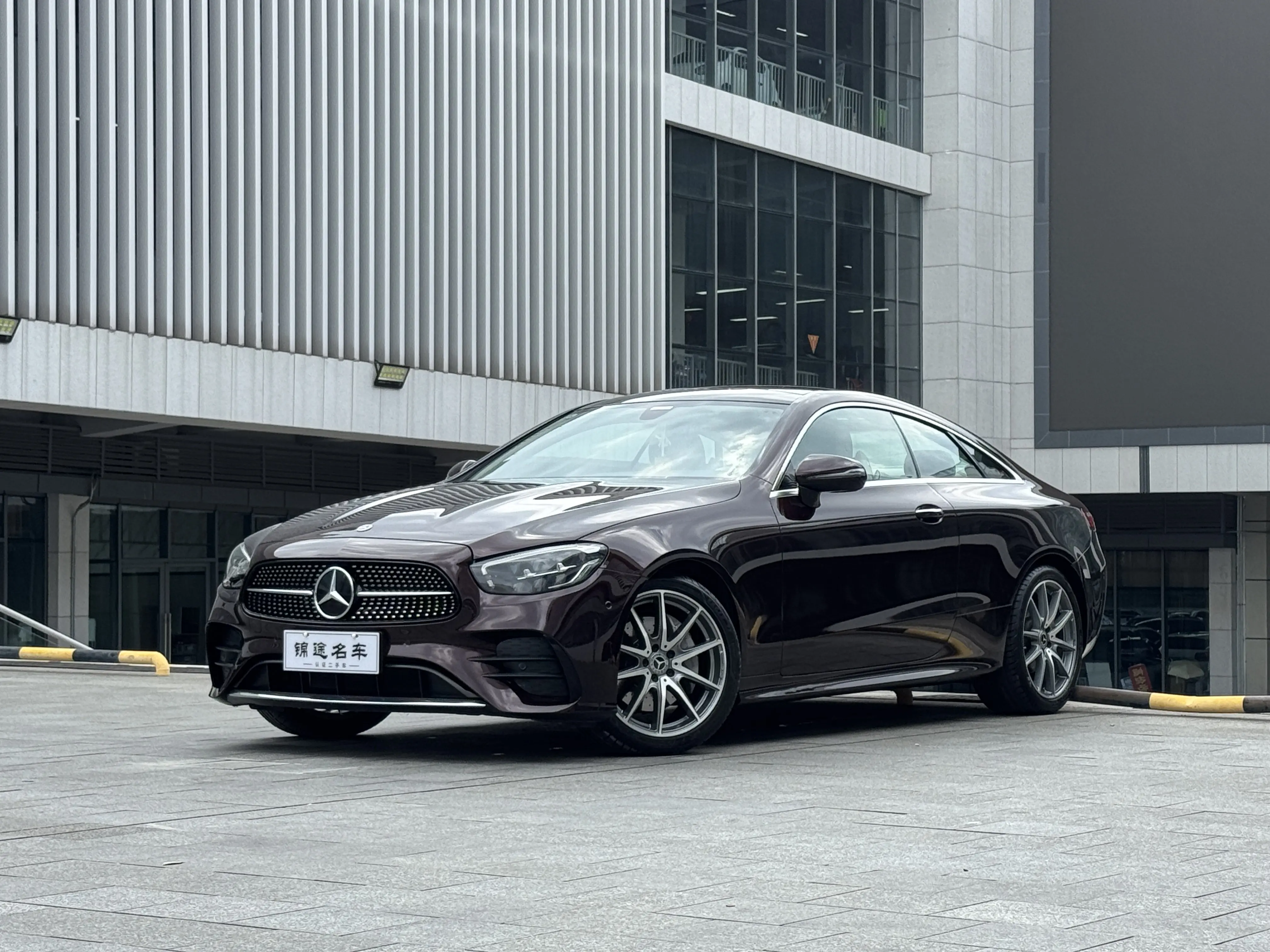 Mercedes-Benz E-Class  из Китая