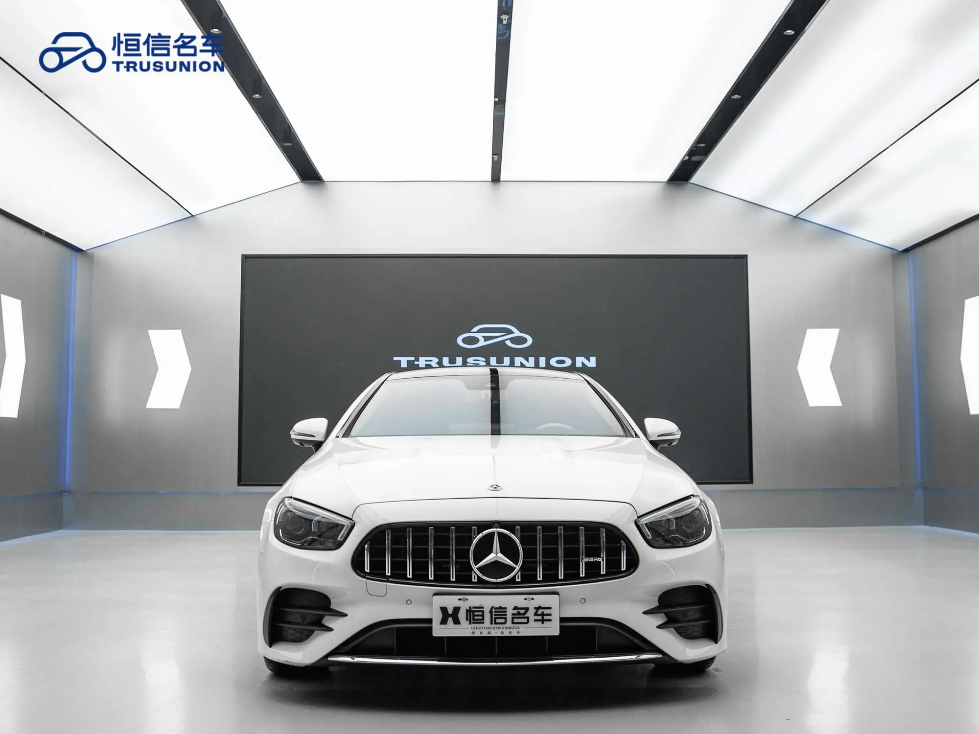 Mercedes-Benz E-Class  из Китая