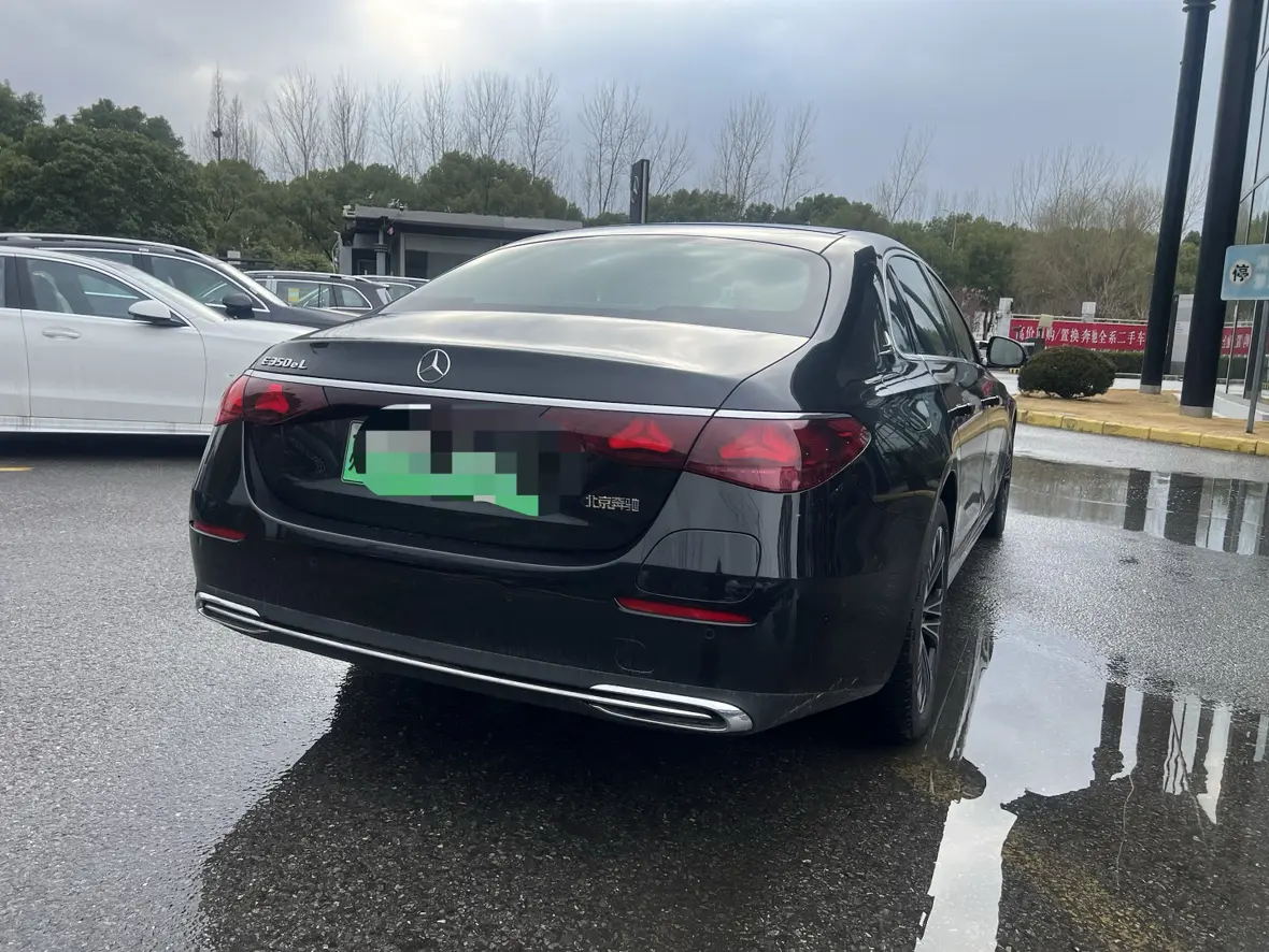 Mercedes-Benz E-Class PHEV  из Китая