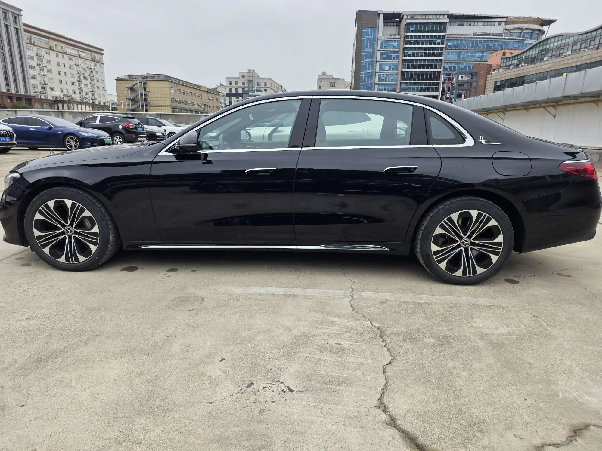 Mercedes-Benz E-Class PHEV  из Китая