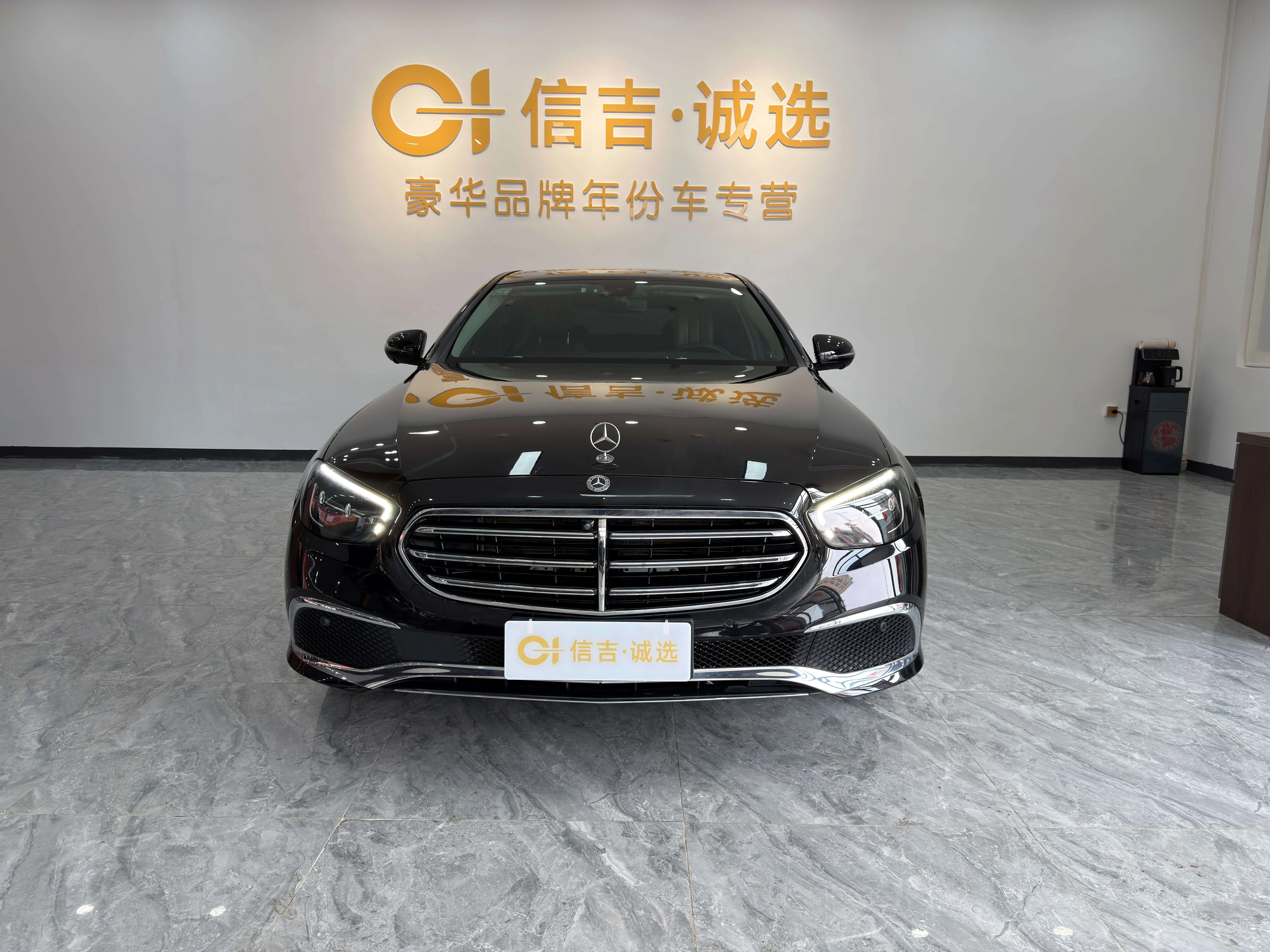 Mercedes-Benz E-Class  из Китая
