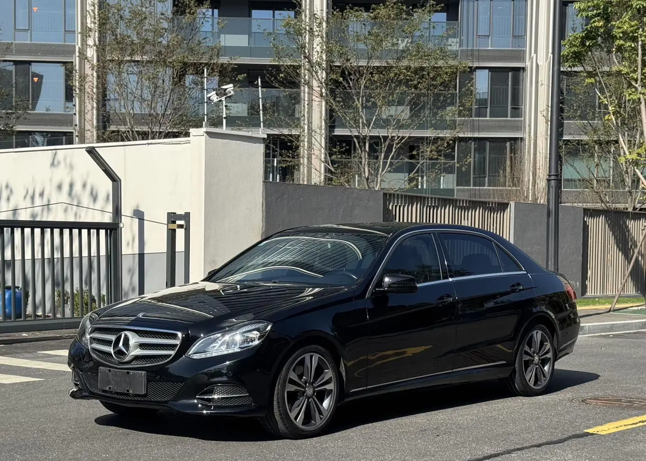 Mercedes-Benz E-Class  из Китая