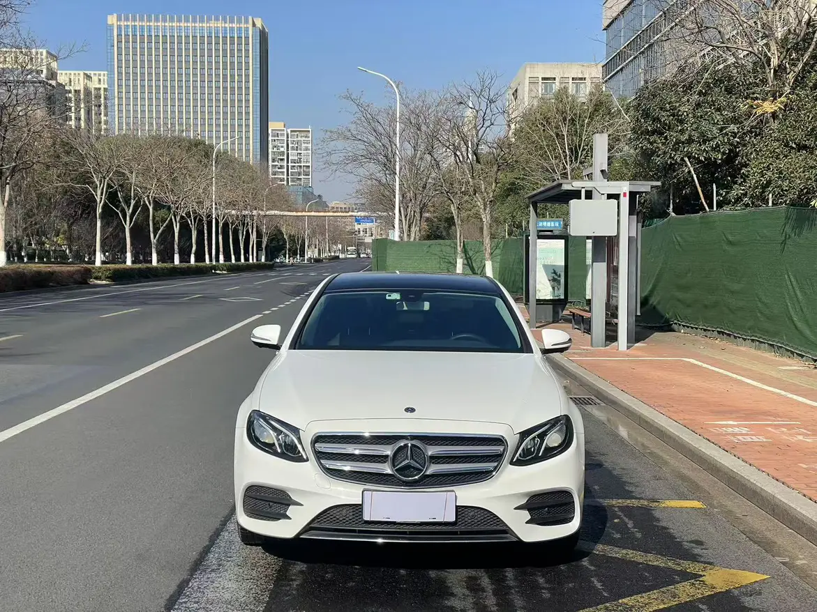 Mercedes-Benz E-Class  из Китая