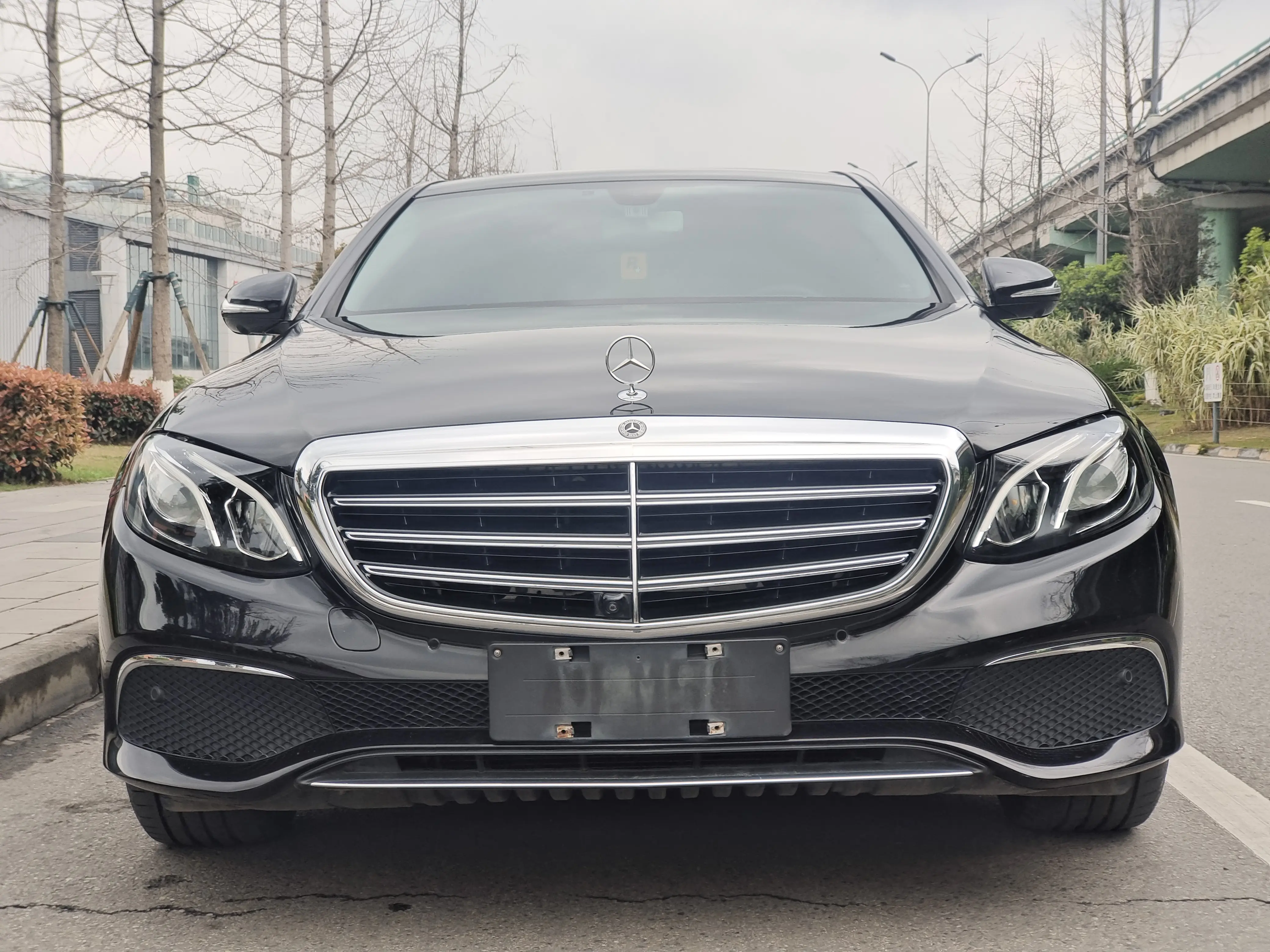 Mercedes-Benz E-Class  из Китая