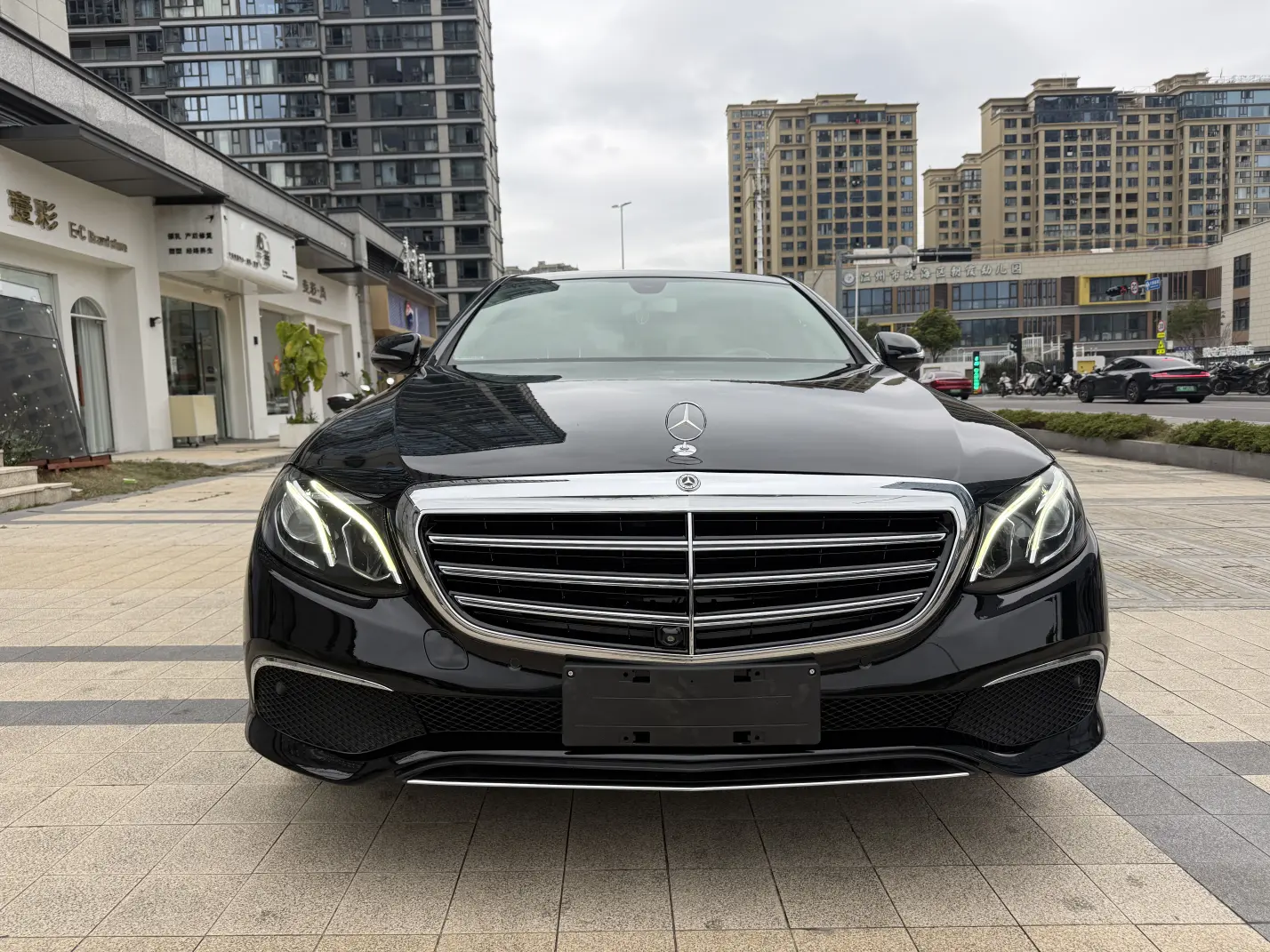 Mercedes-Benz E-Class  из Китая