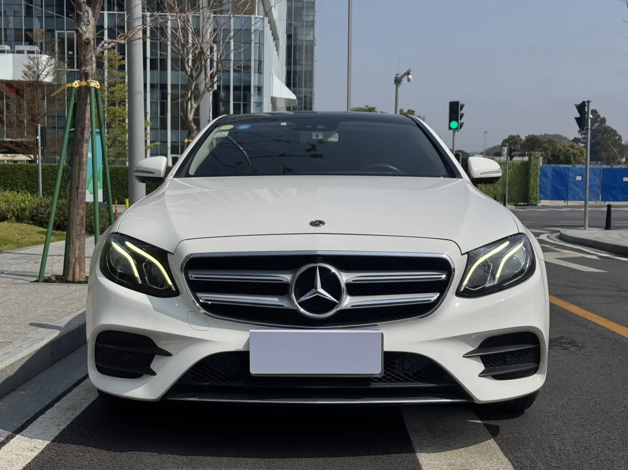 Mercedes-Benz E-Class  из Китая