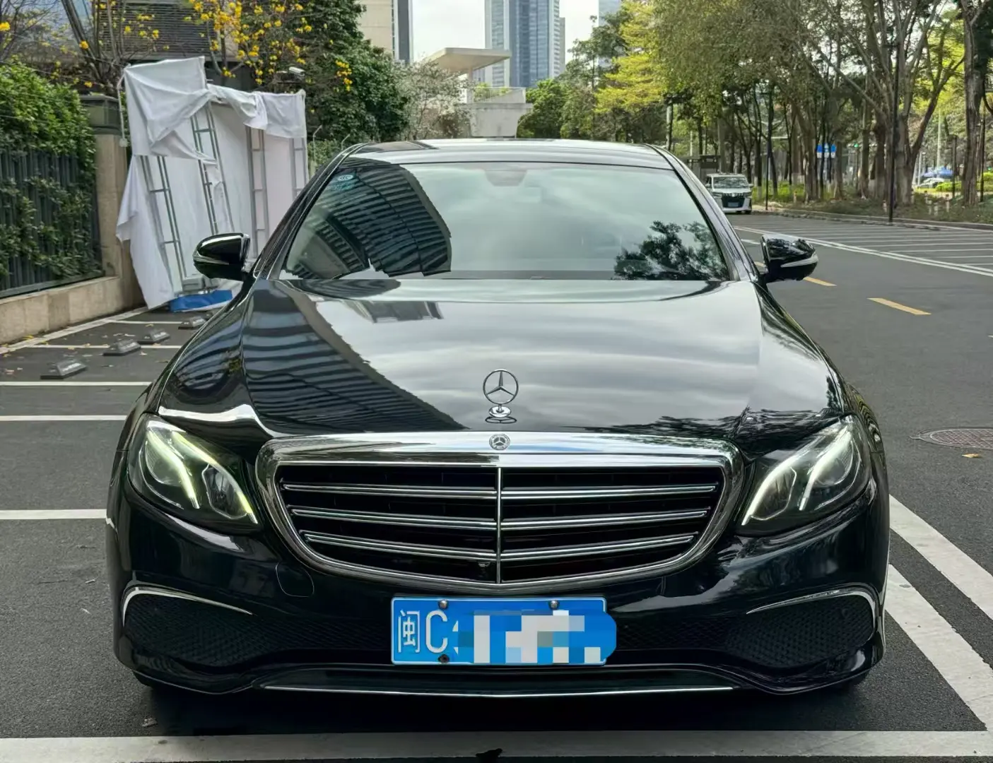 Mercedes-Benz E-Class  из Китая