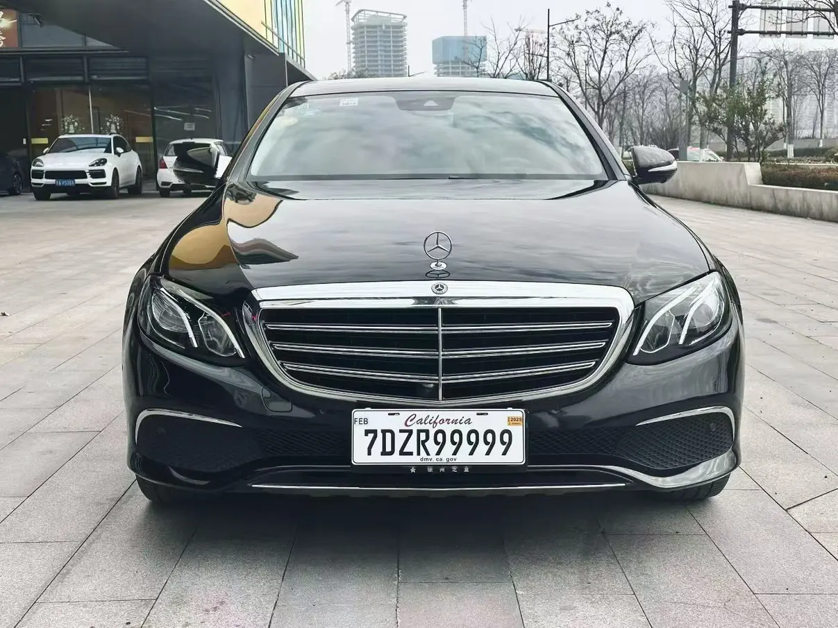 Mercedes-Benz E-Class  из Китая
